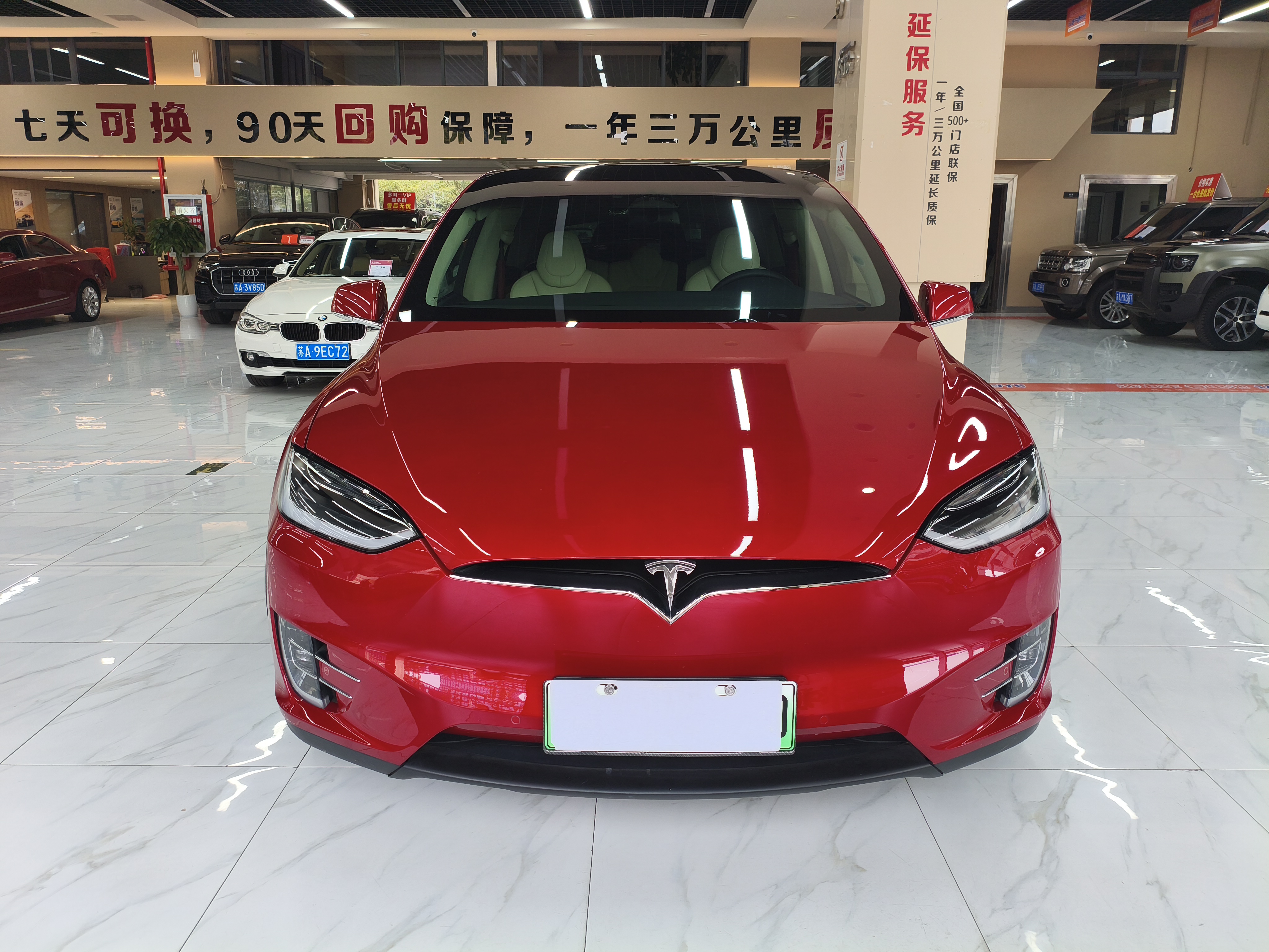 Tesla Model X 2018 car image #4