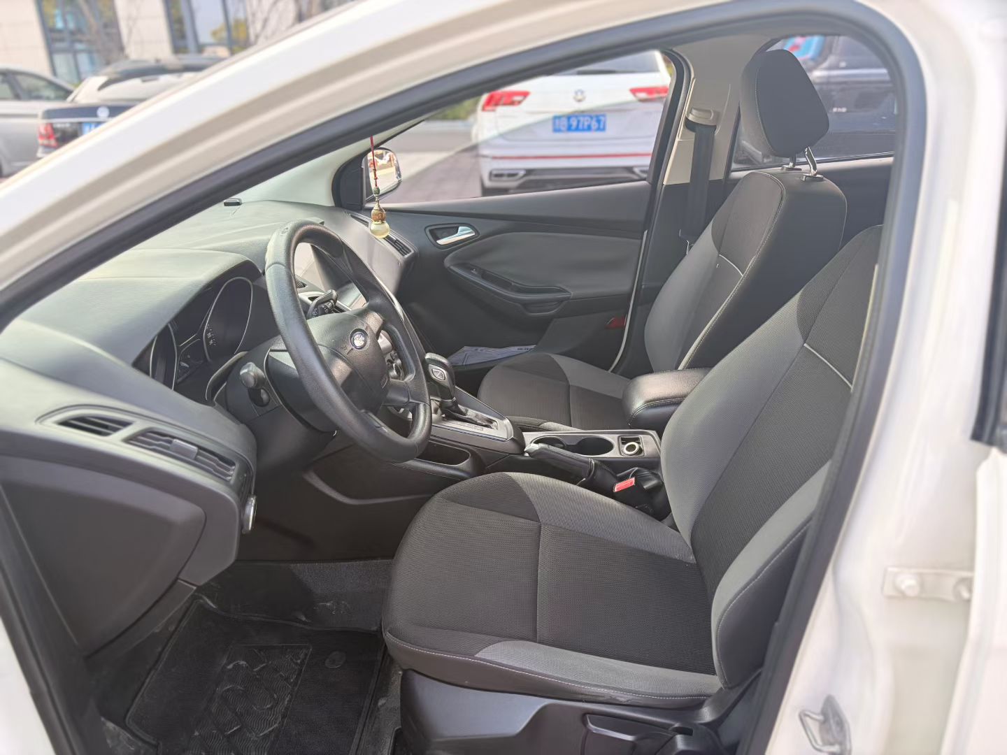 Ford Focus 2013 car image #4