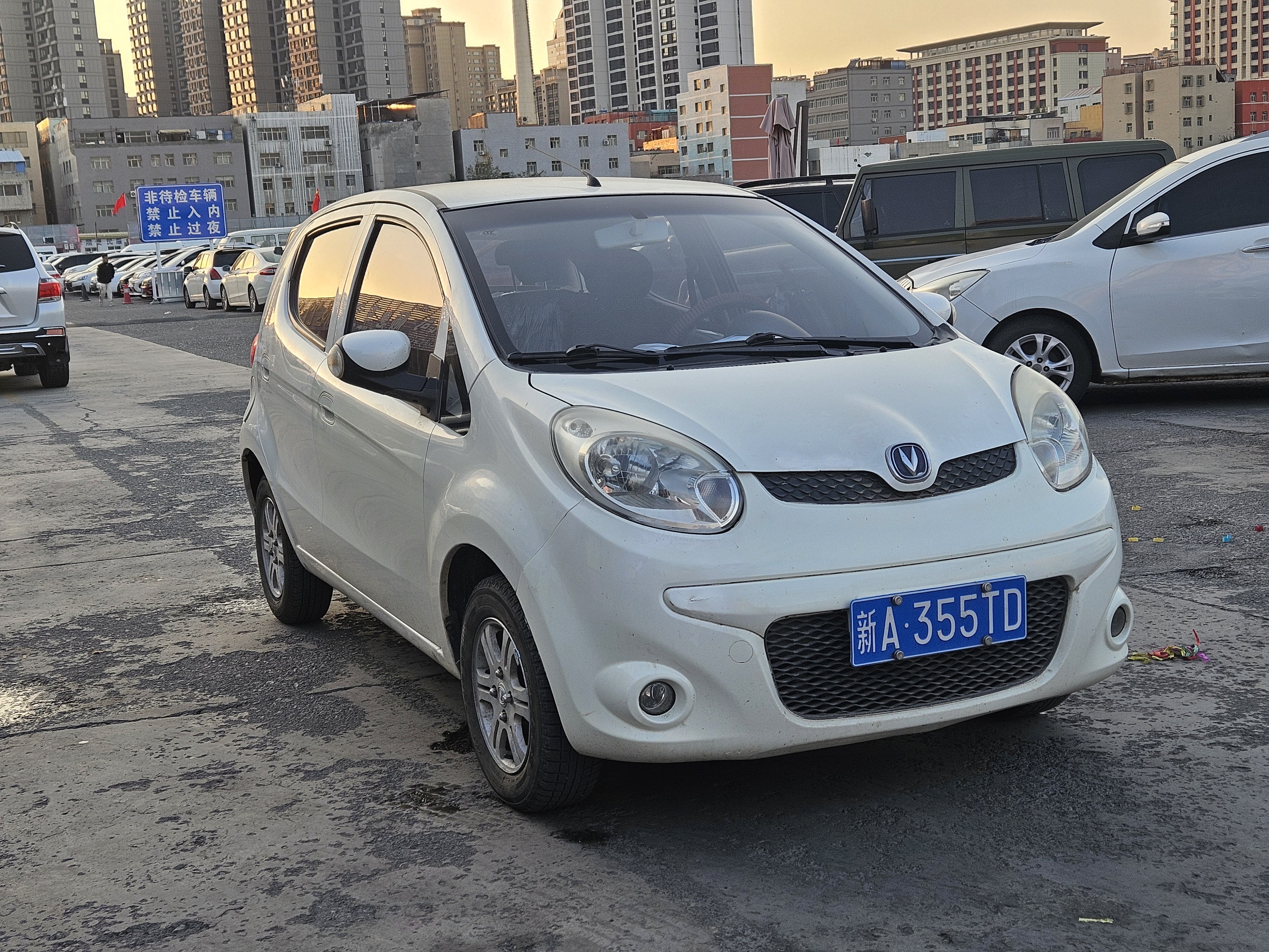 Changan BenBen 2016 #4 Changan BenBen 2016 car image #4
