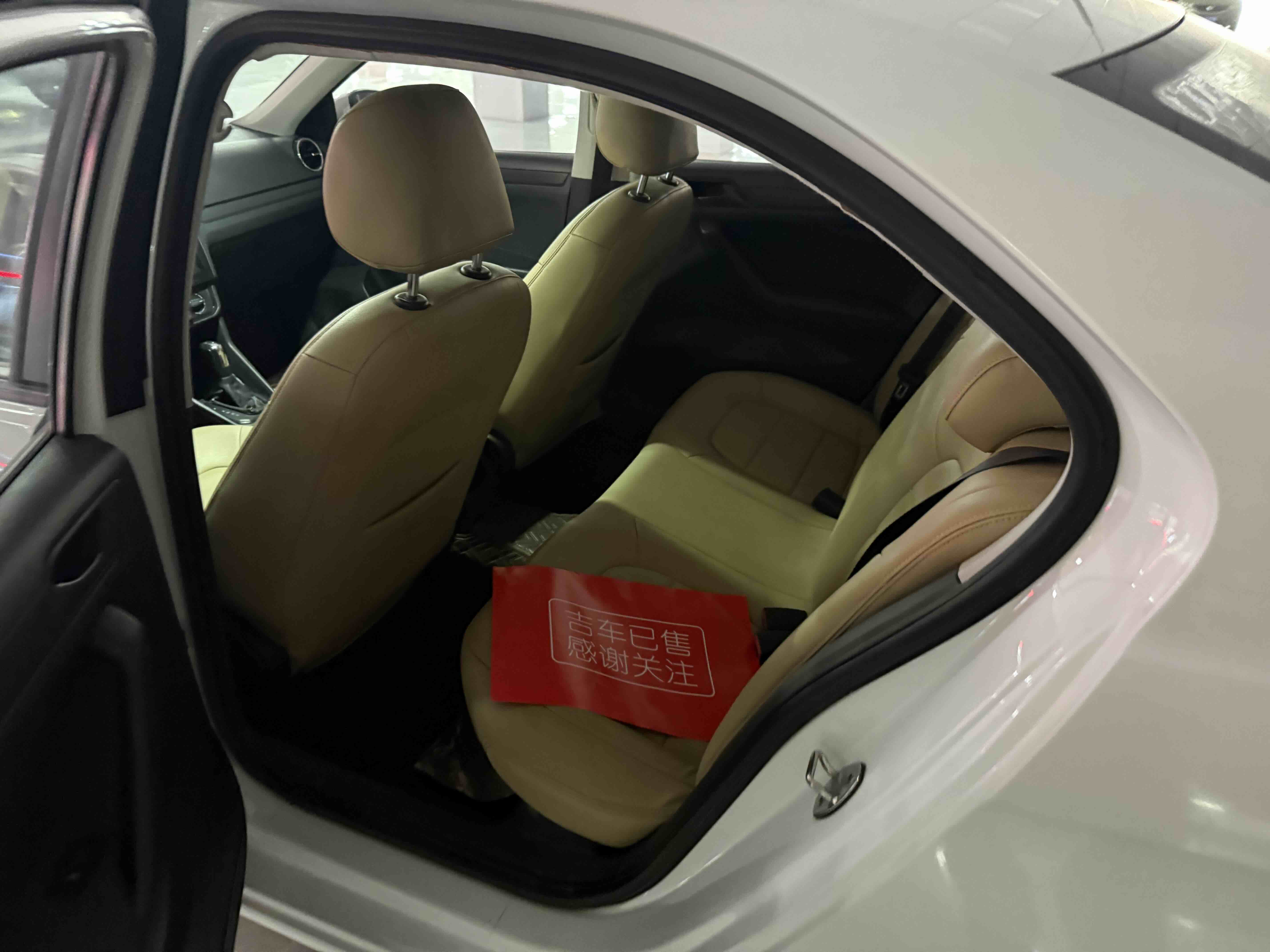 Jetta Jetta 2019 #4 Jetta Jetta 2019 car image #4