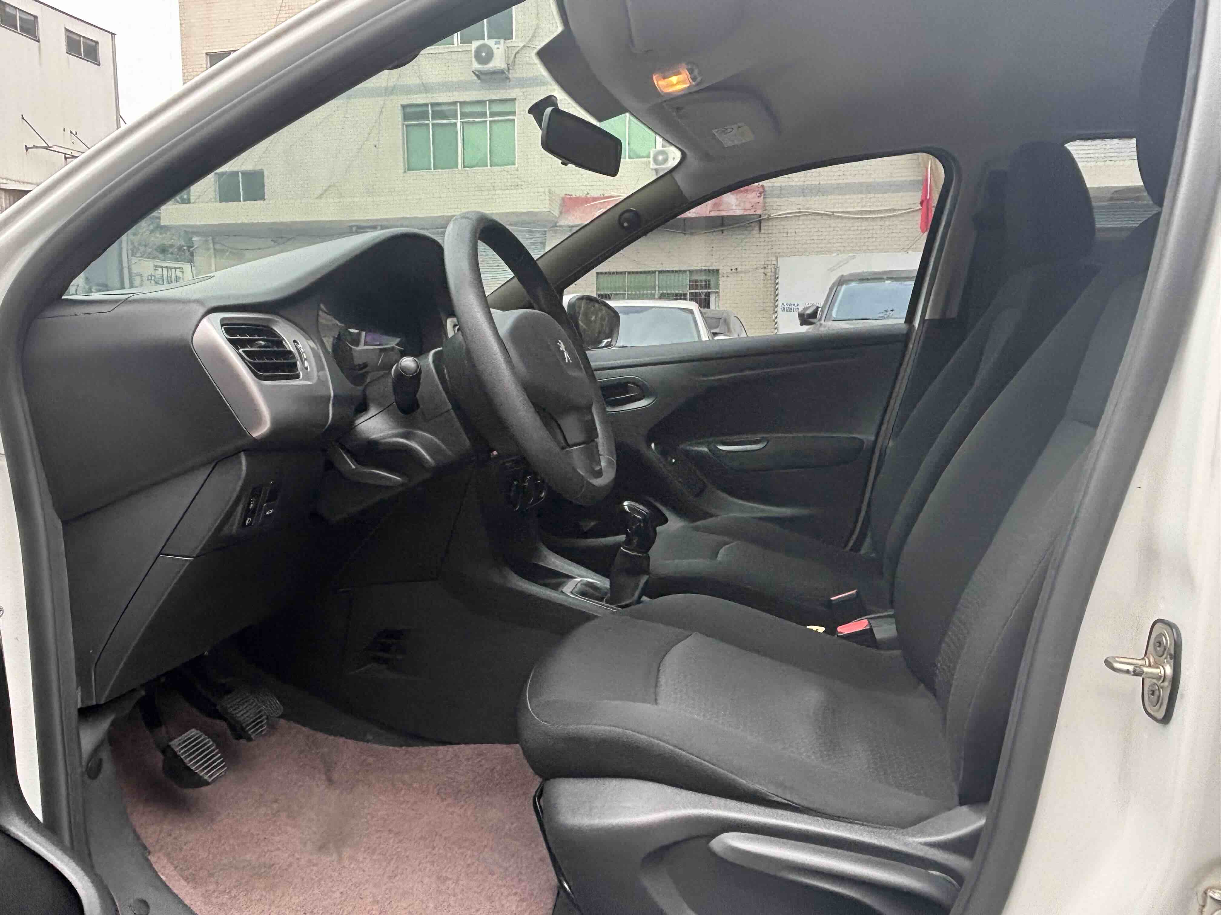 标致 标致301 2015 汽车图片 #4