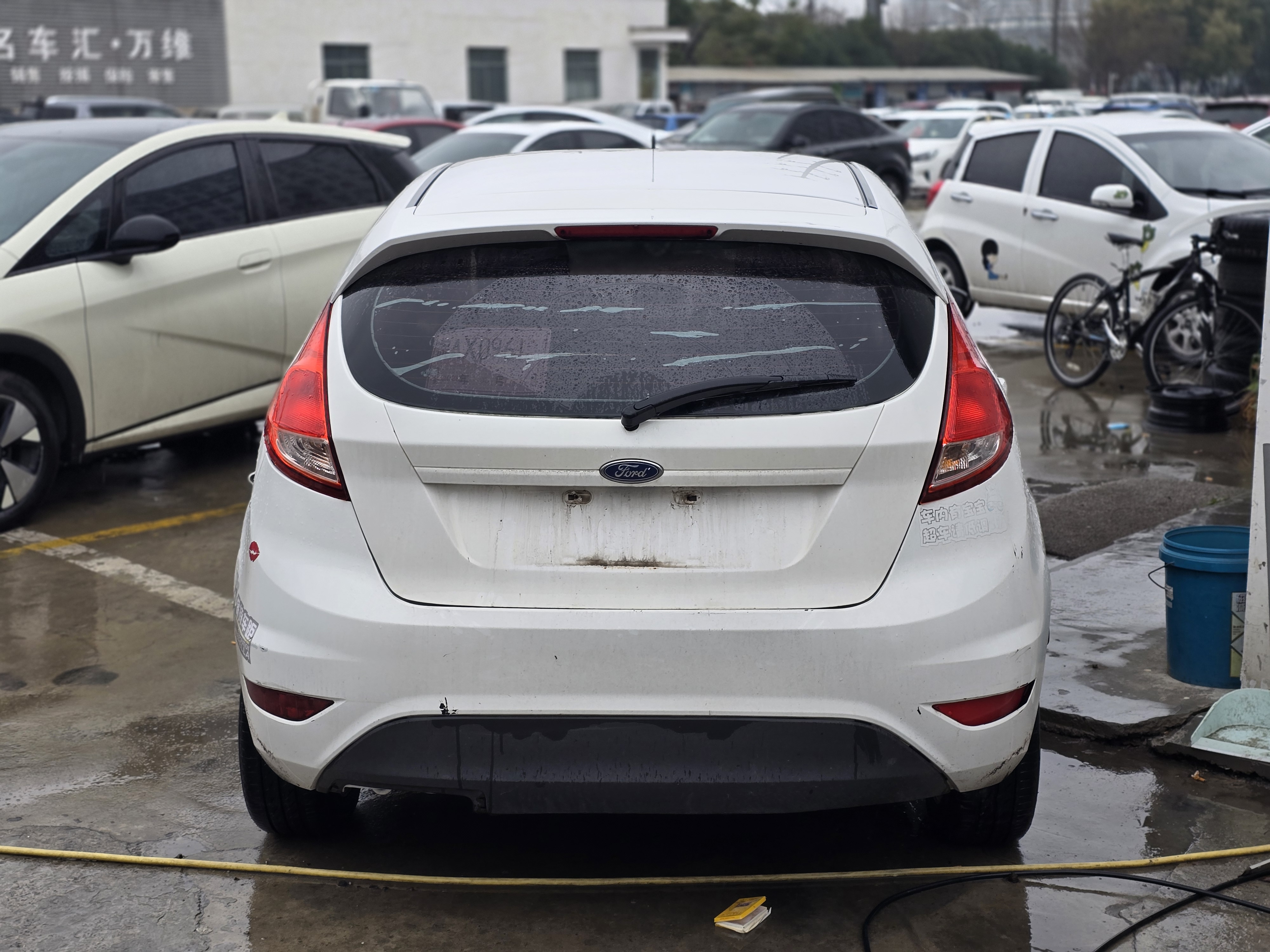 Ford Fiesta 2015 صورة سيارة #4