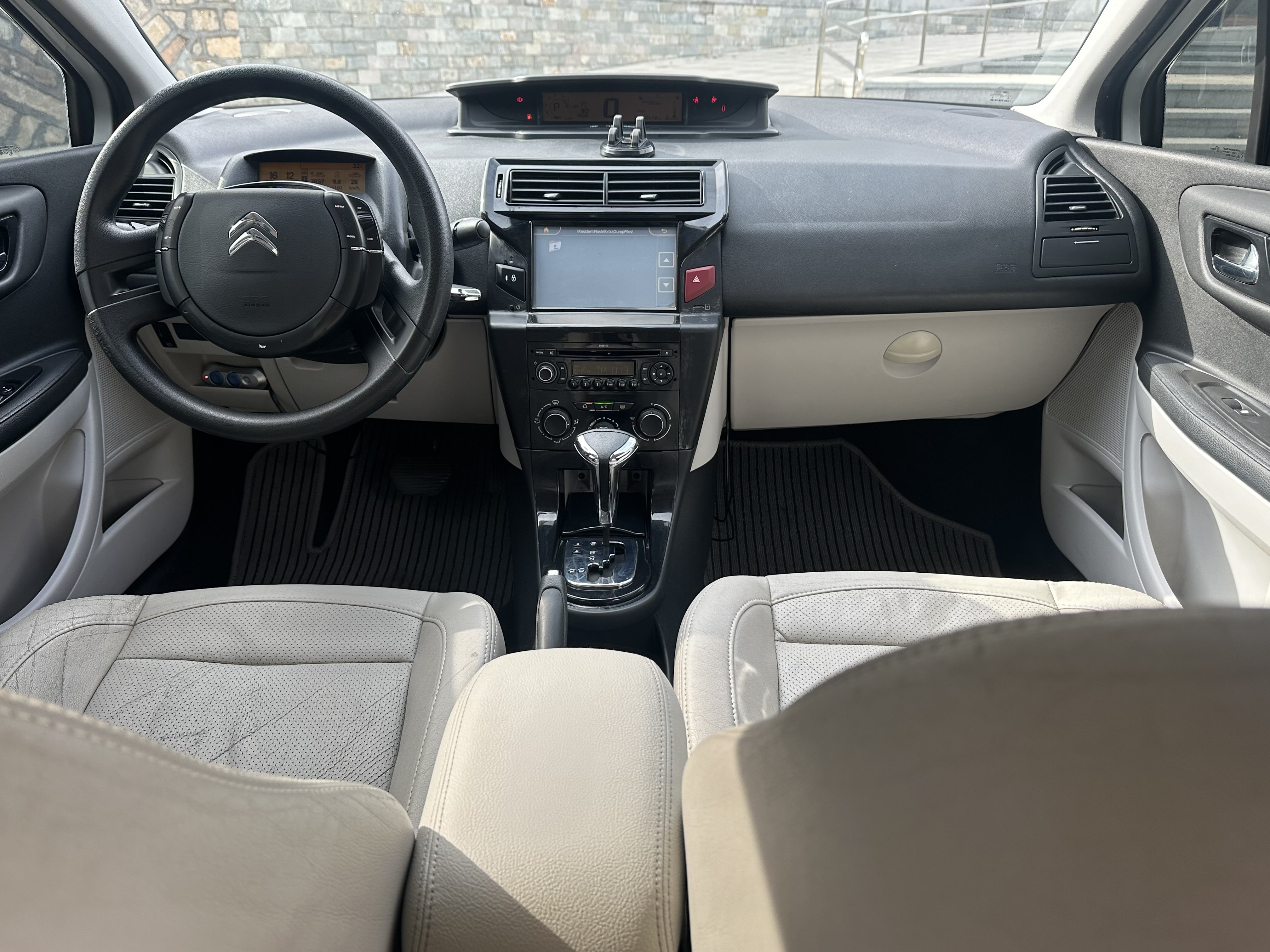 Citroen C-Quatre 2014 car image #4