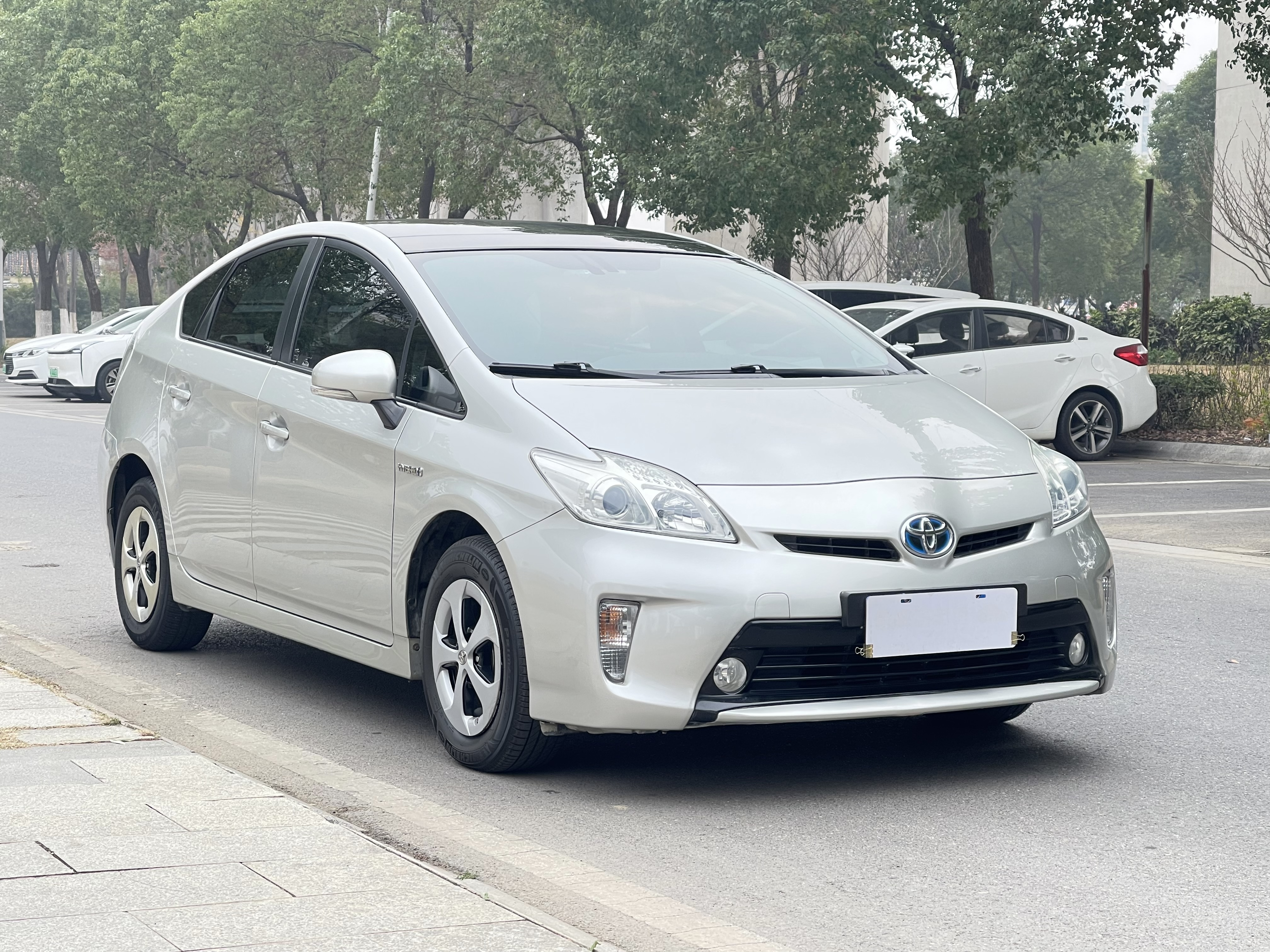 Toyota Prius 2014 #4 Toyota Prius 2014 car image #4