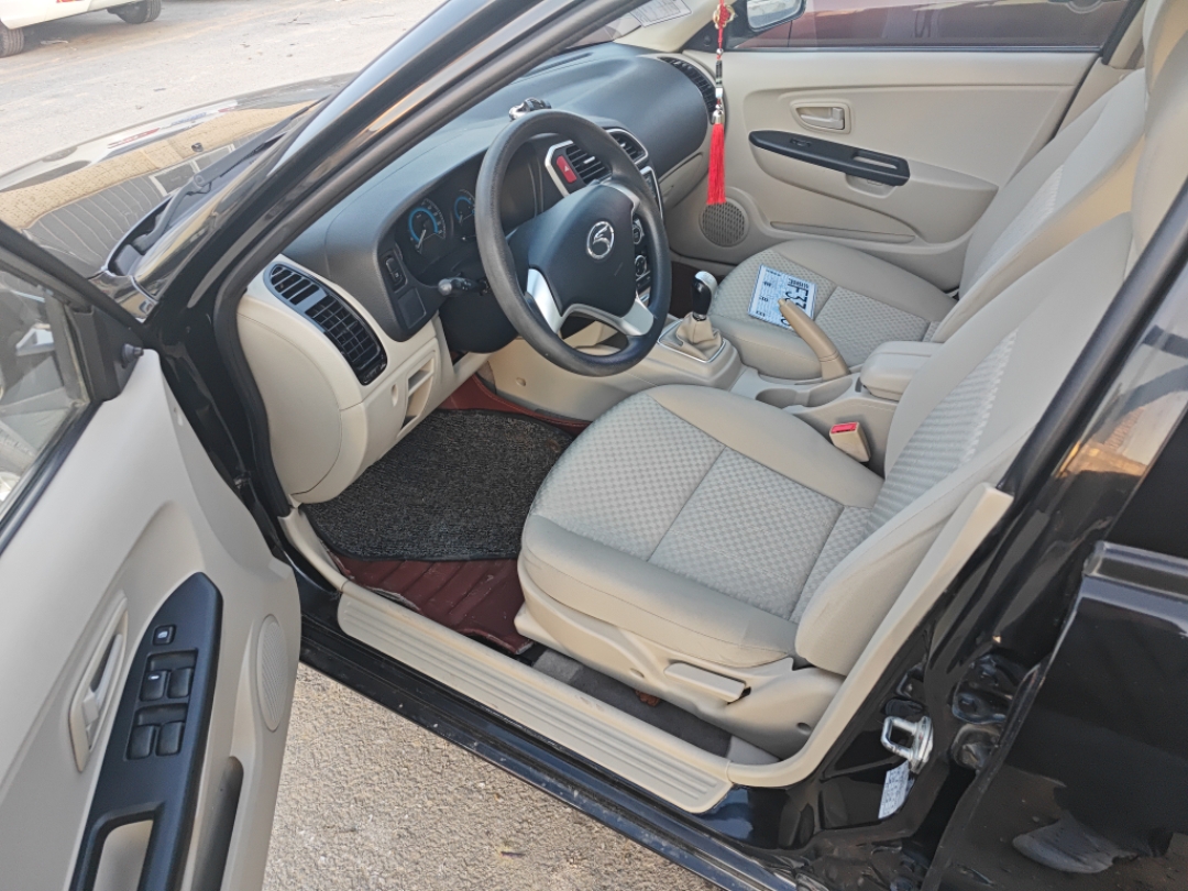 Soueast V3 Lingyue 2015 #4 Soueast V3 Lingyue 2015 immagine di auto #4