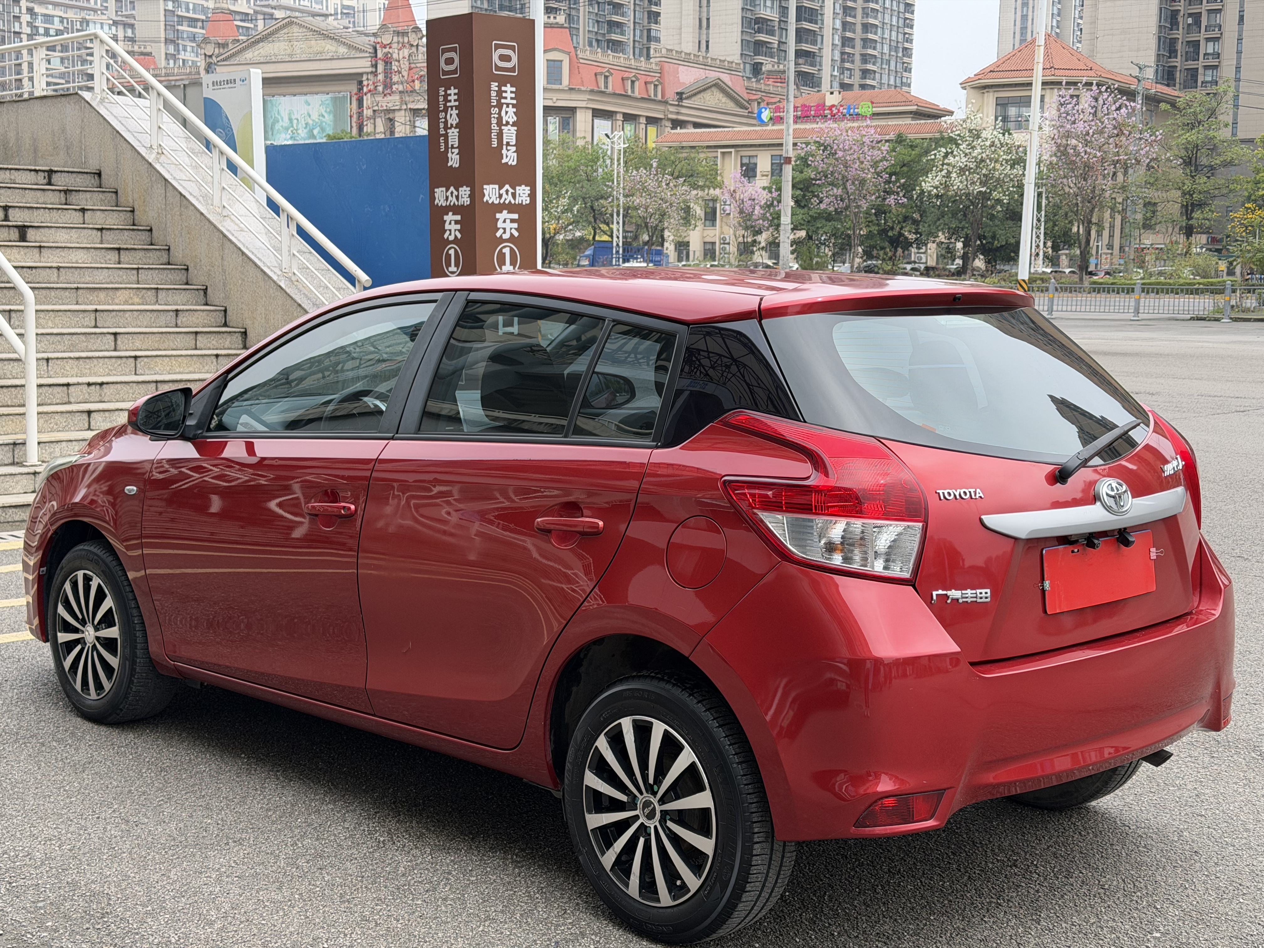 Yaris L Zhixuan 2014 #4 Yaris L Zhixuan 2014 car image #4