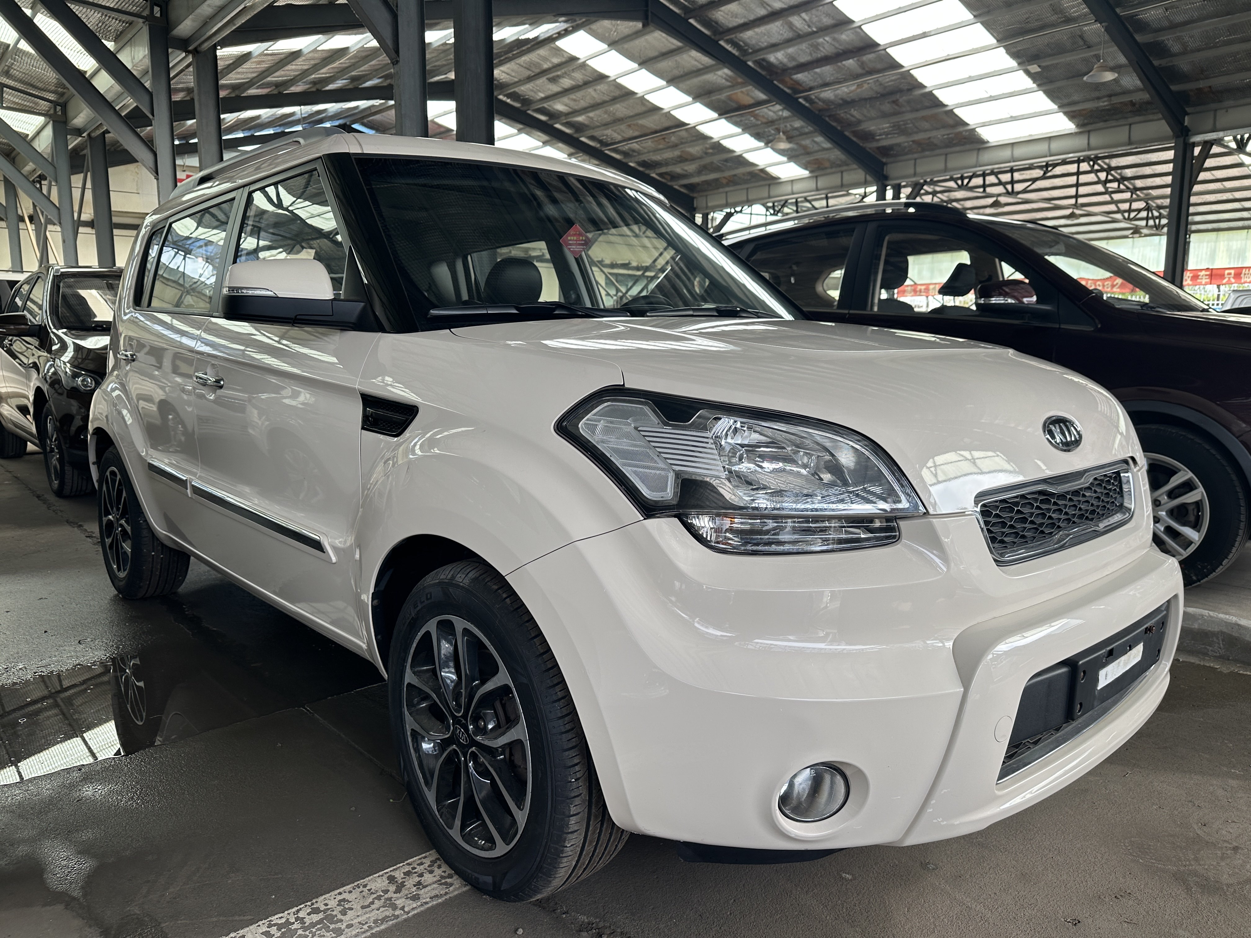 起亚 秀尔 2014 汽车图片 #4