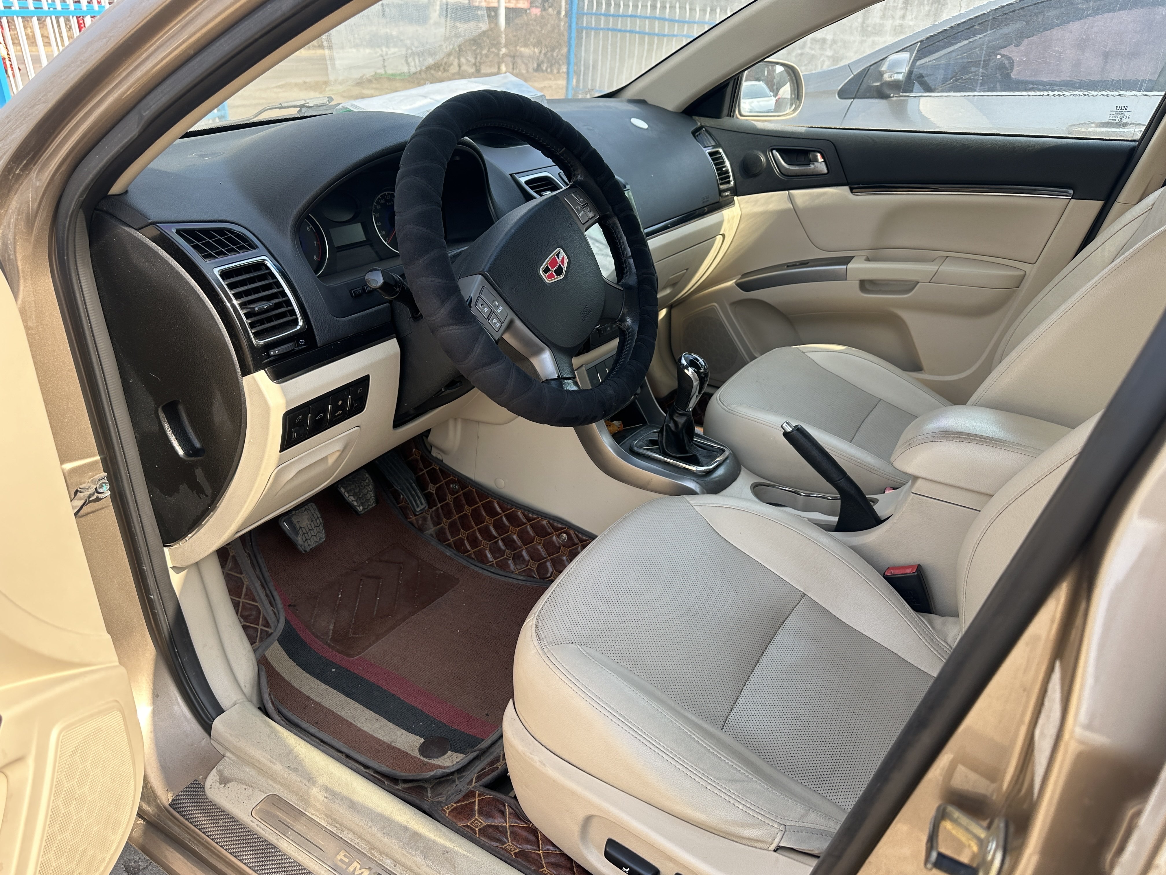 GEELY Emgrand Classic 2013 imagen de coche #4