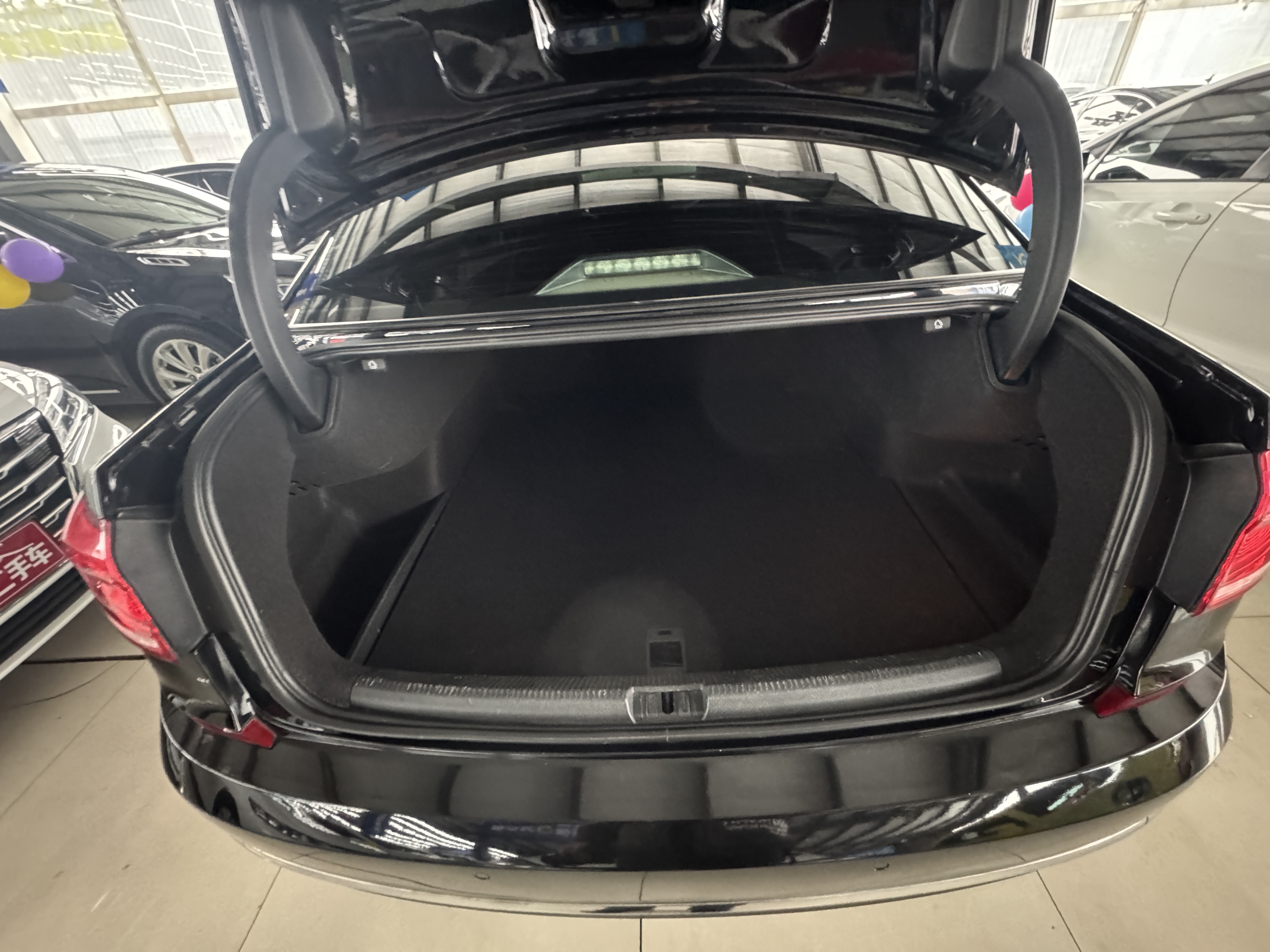 Volkswagen Passat 2018 car image #4