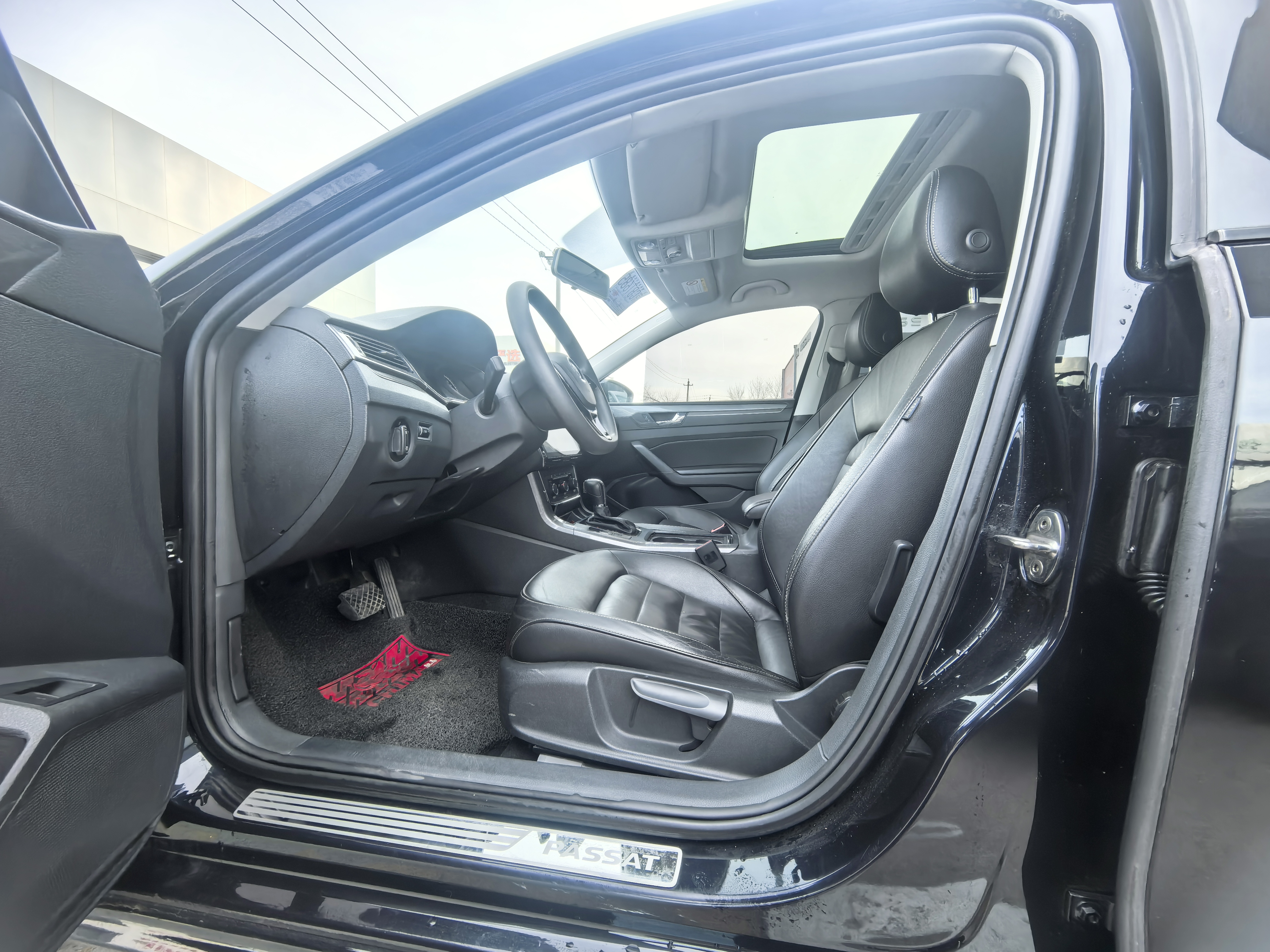 Volkswagen Passat 2017 изображение автомобиля #4