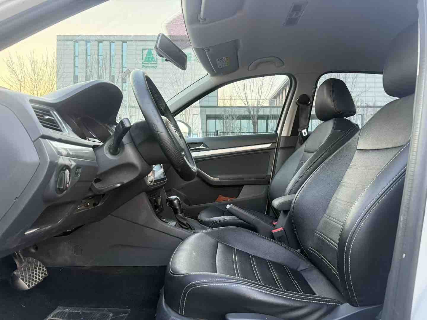 Volkswagen Lavida 2018 car image #4