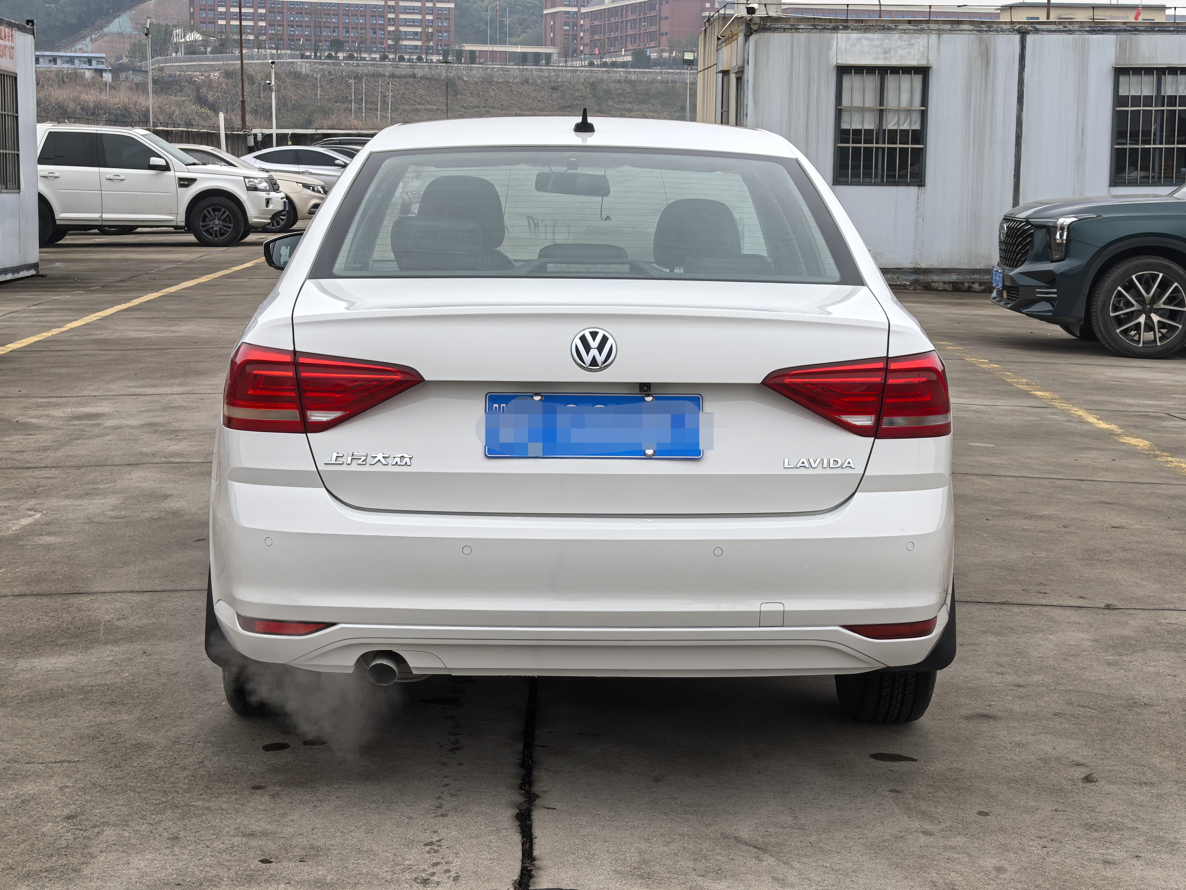Volkswagen Lavida 2016 car image #4