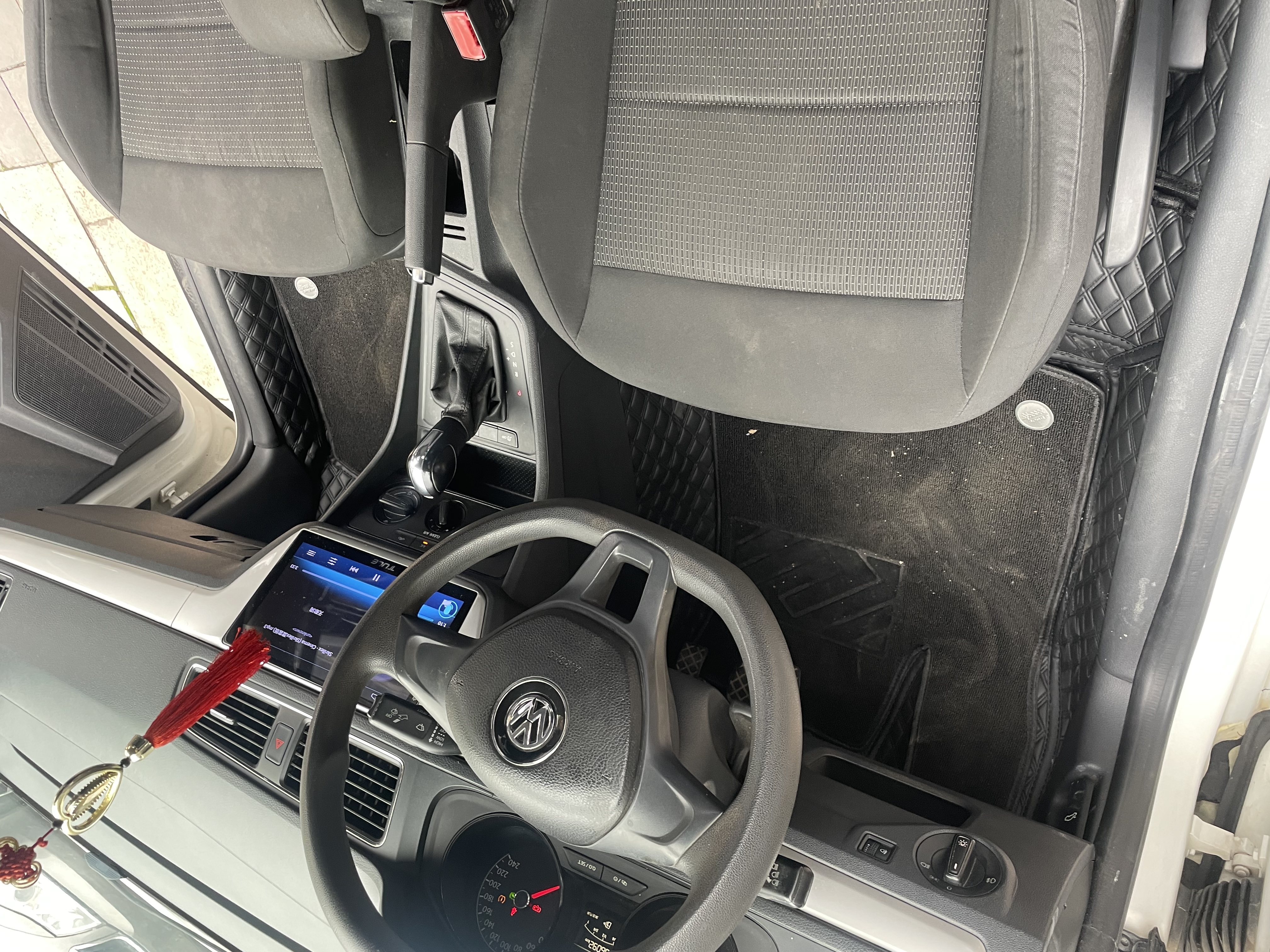 Volkswagen Lavida 2019 car image #4