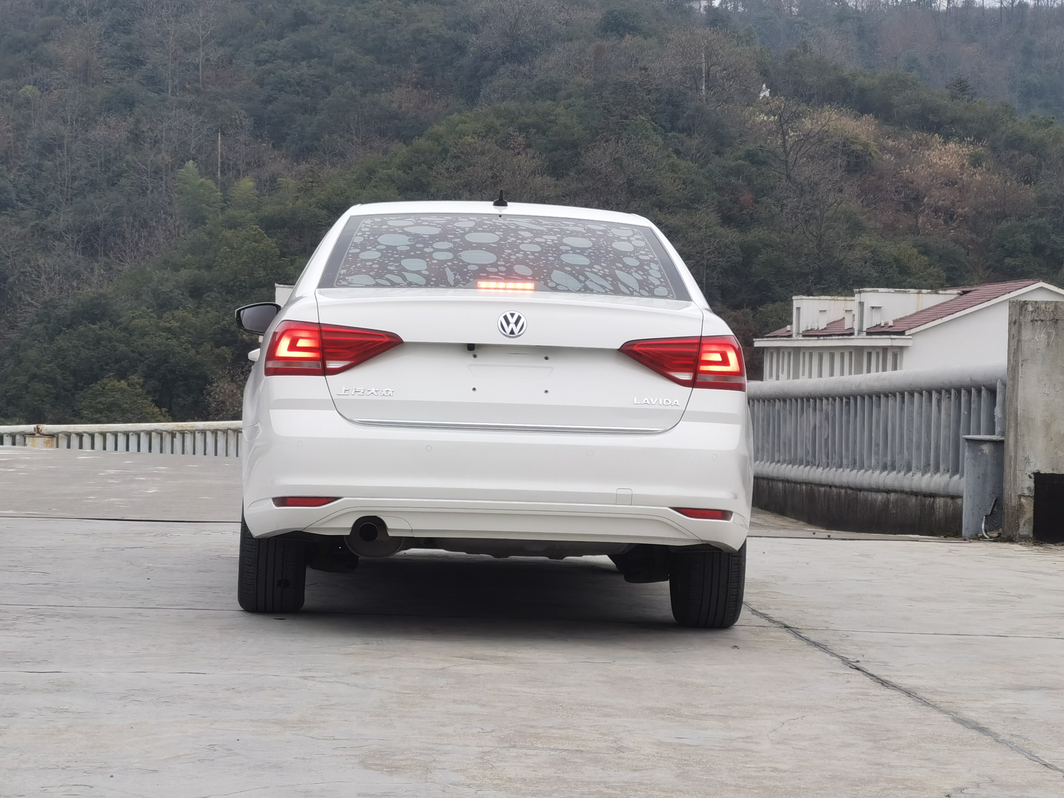 Volkswagen Lavida 2017 car image #4