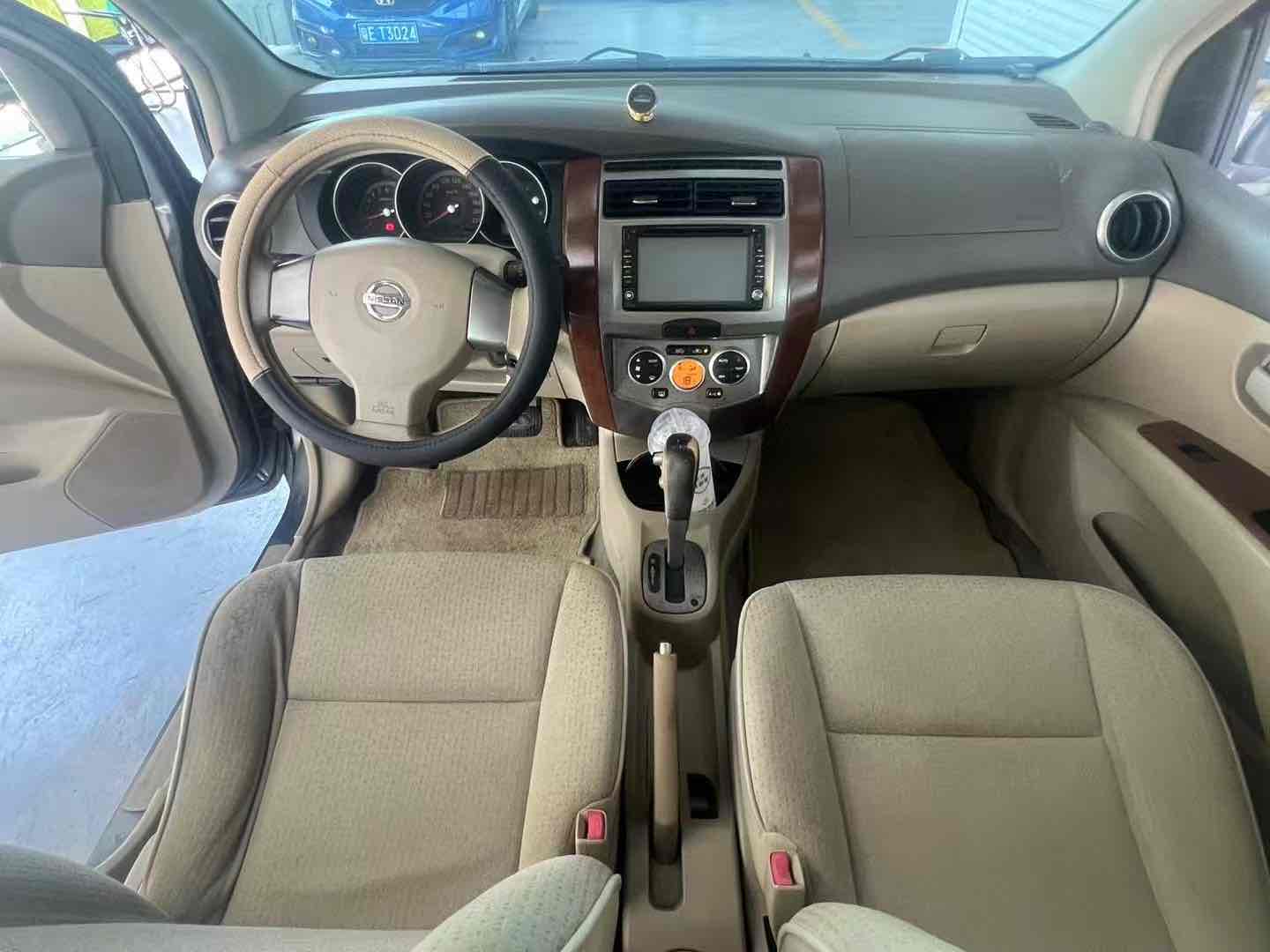 Nissan Livina Geniss 2006 car image #4