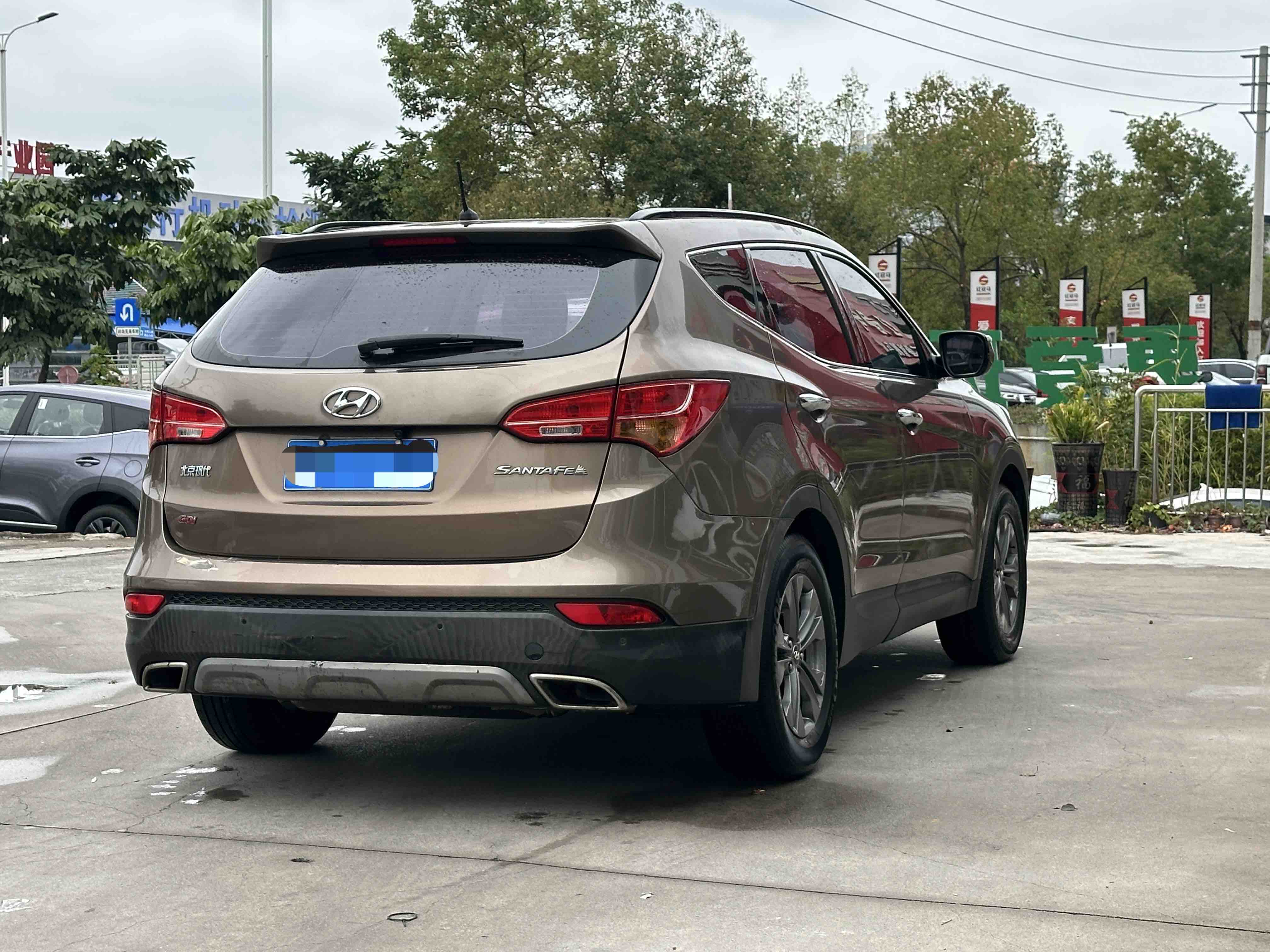 Hyundai Santa Fe 2013 car image #4