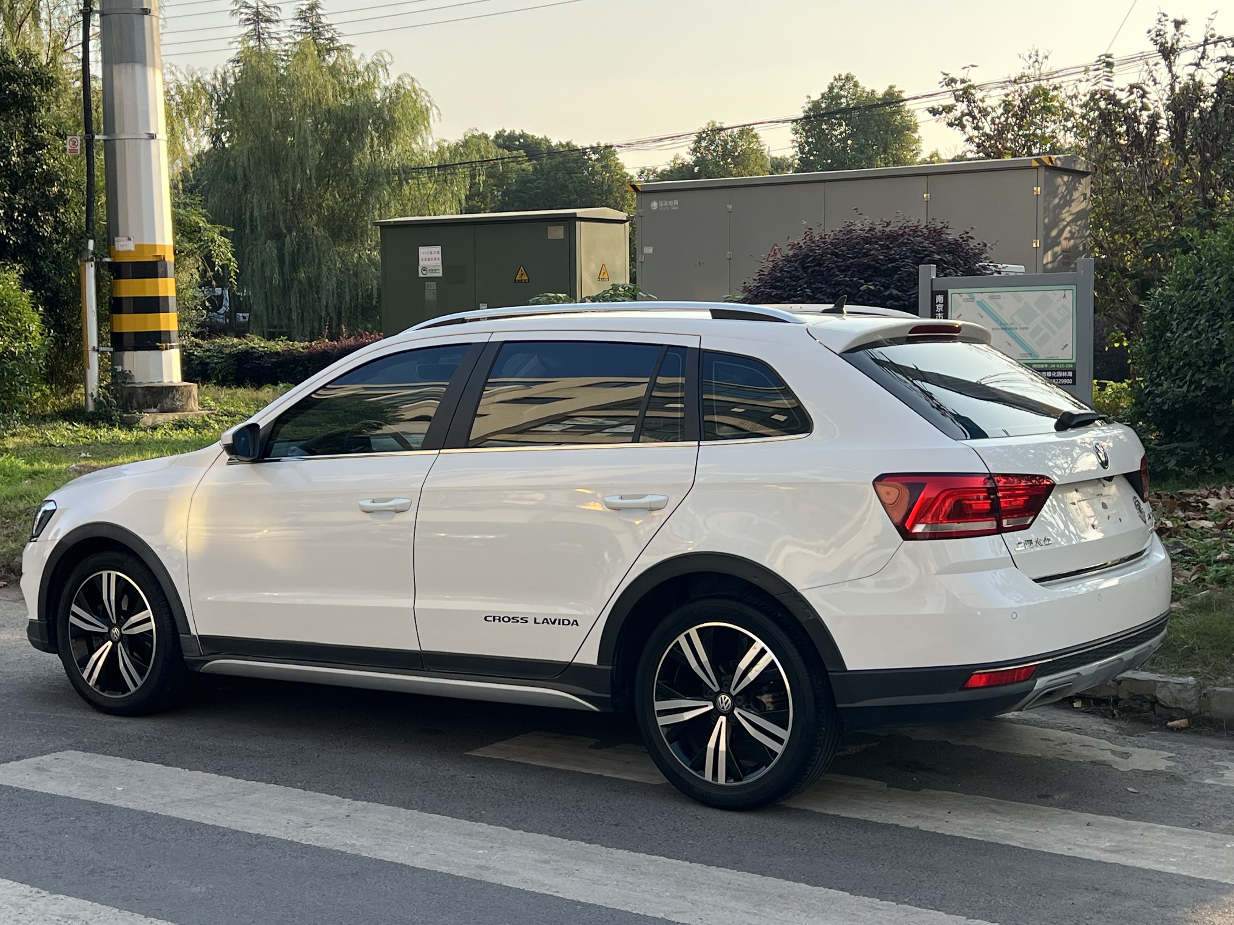 Volkswagen Cross Lavida 2018 immagine di auto #4