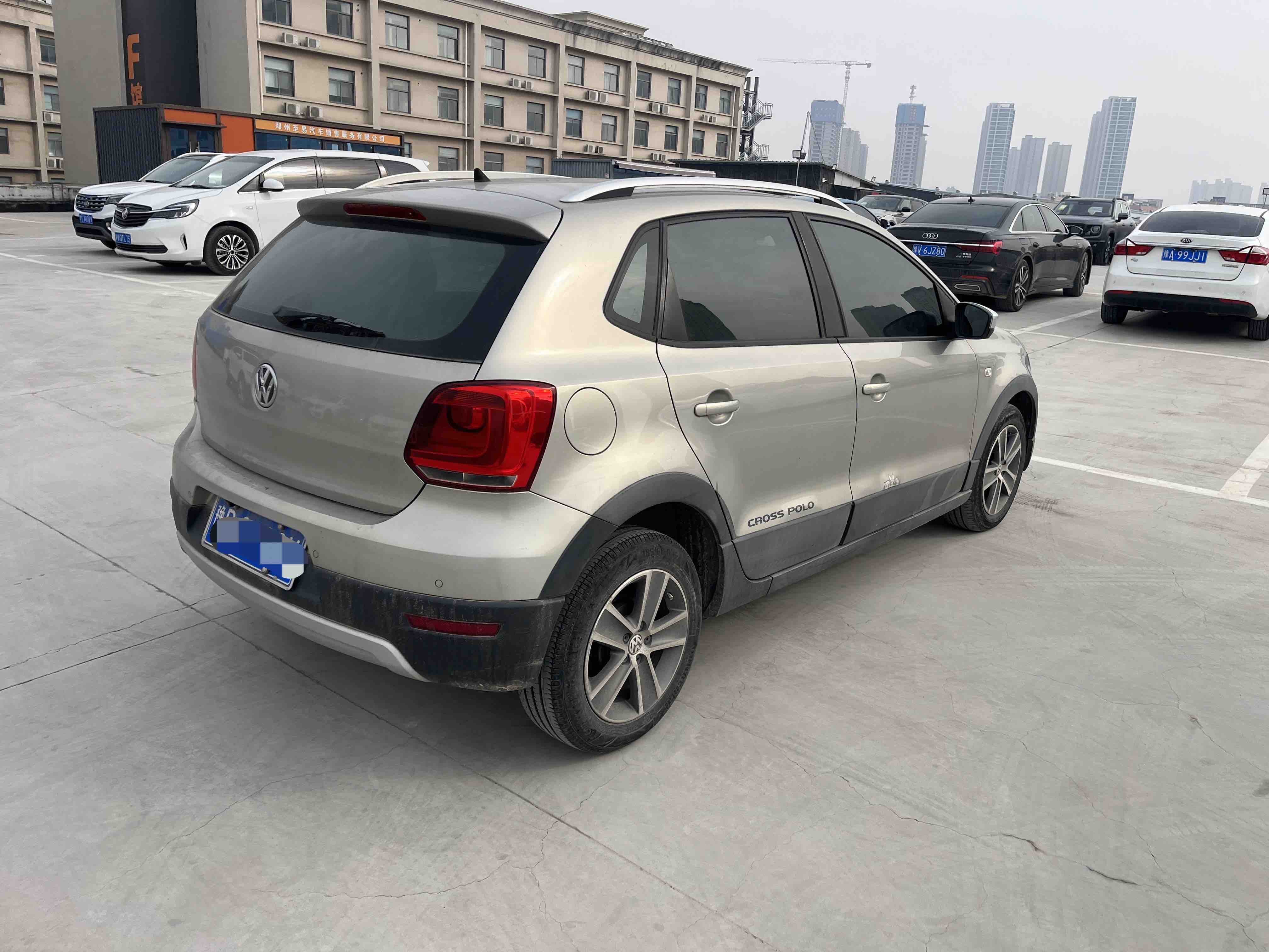 Volkswagen Polo 2013 #4 Volkswagen Polo 2013 car image #4