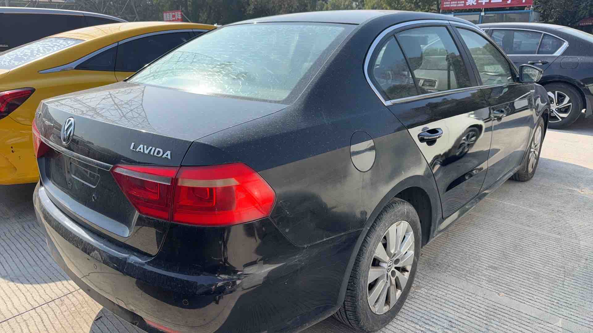 Volkswagen Lavida 2014 car image #4