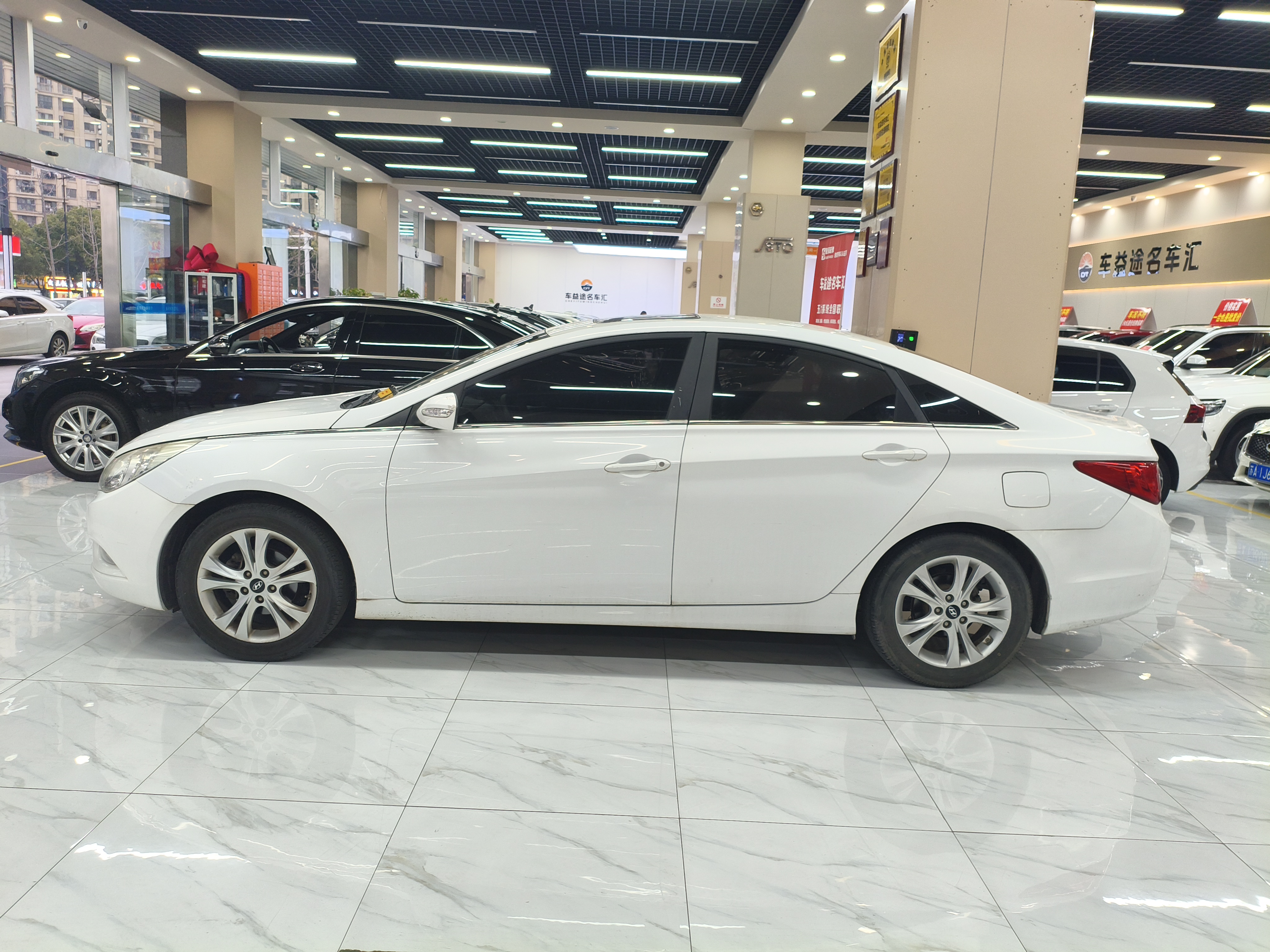 Hyundai Sonata 2013 صورة سيارة #4