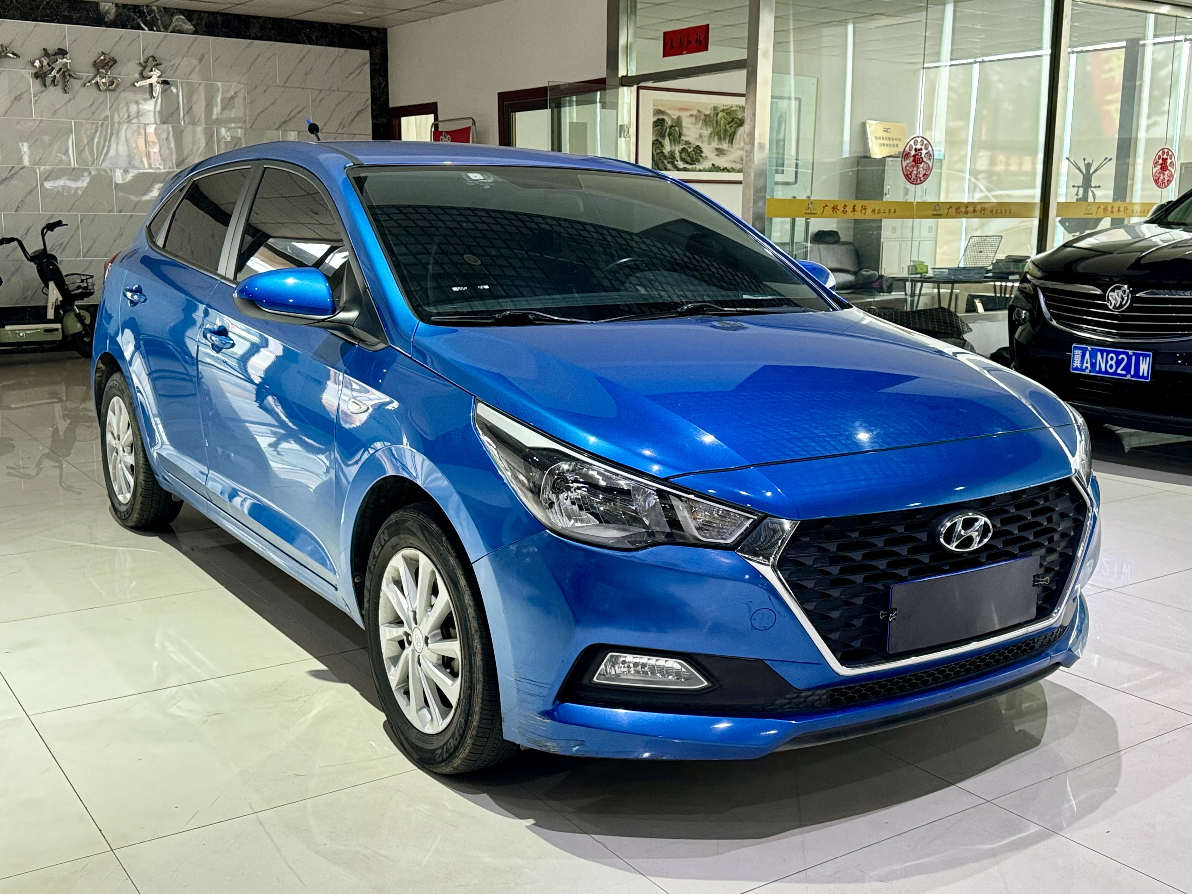 Hyundai Verna RV 2017 imagen de coche #4