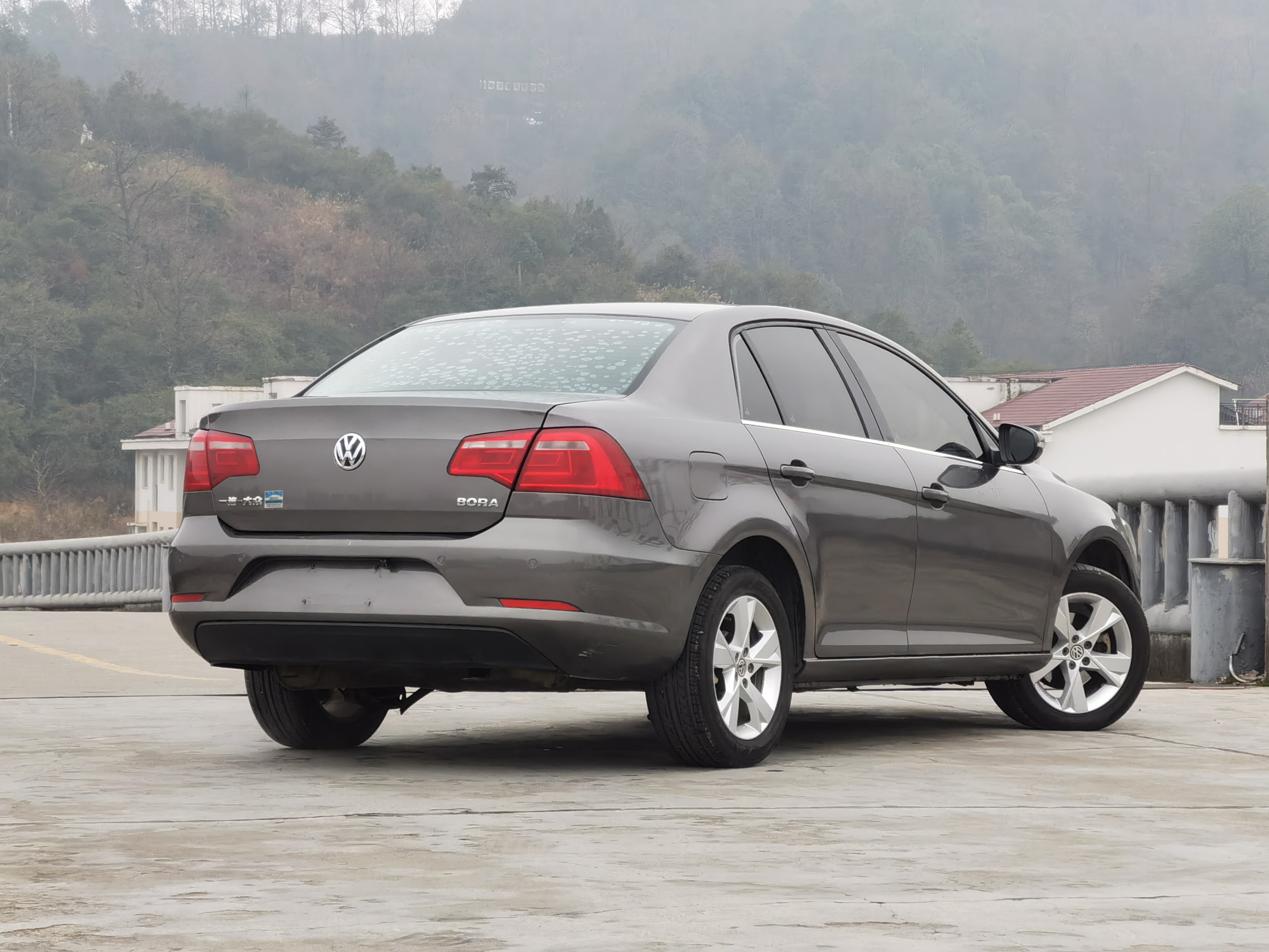 Volkswagen Bora 2015 car image #4