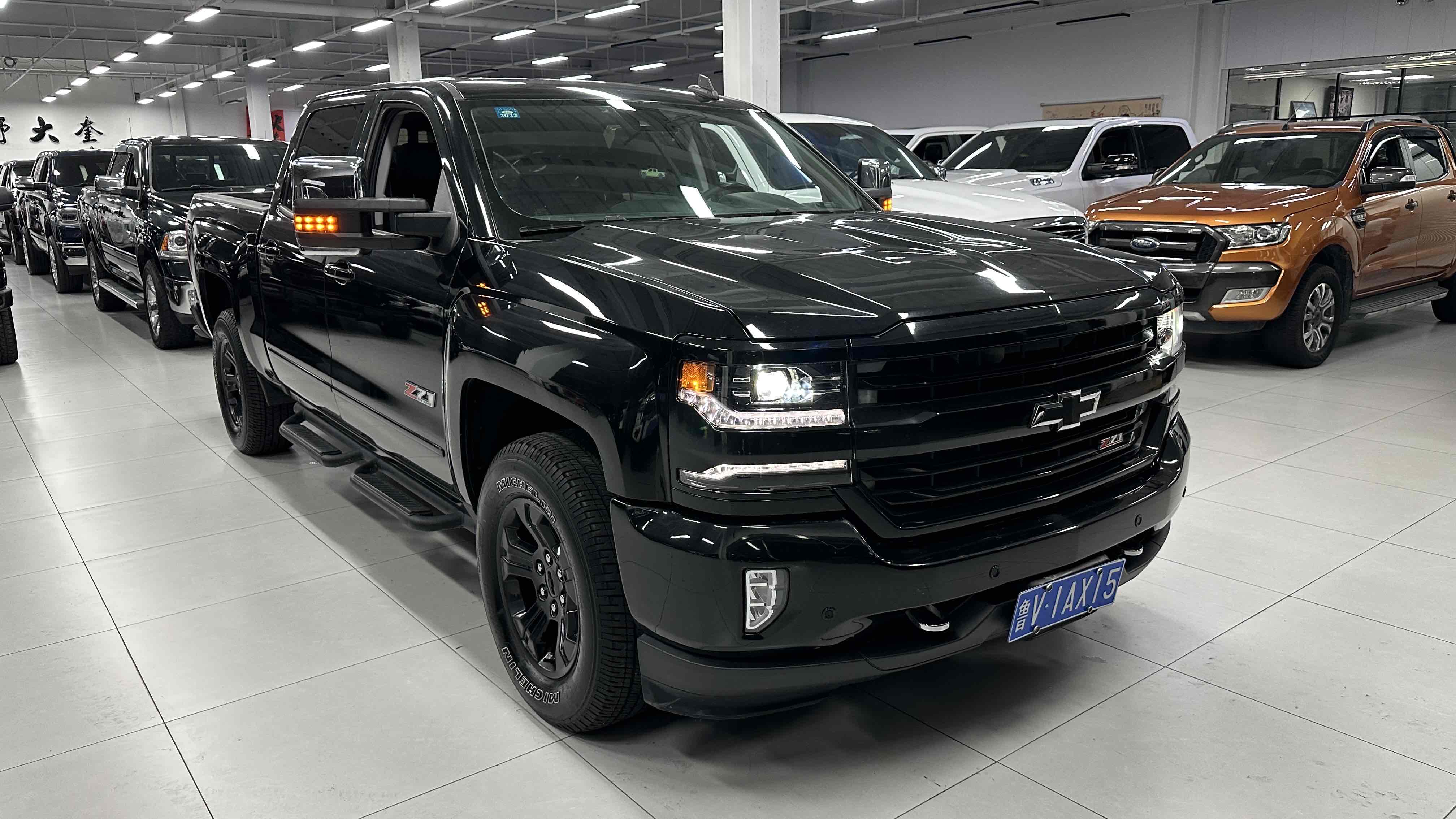 Chevrolet Silverado 2018 car image #4