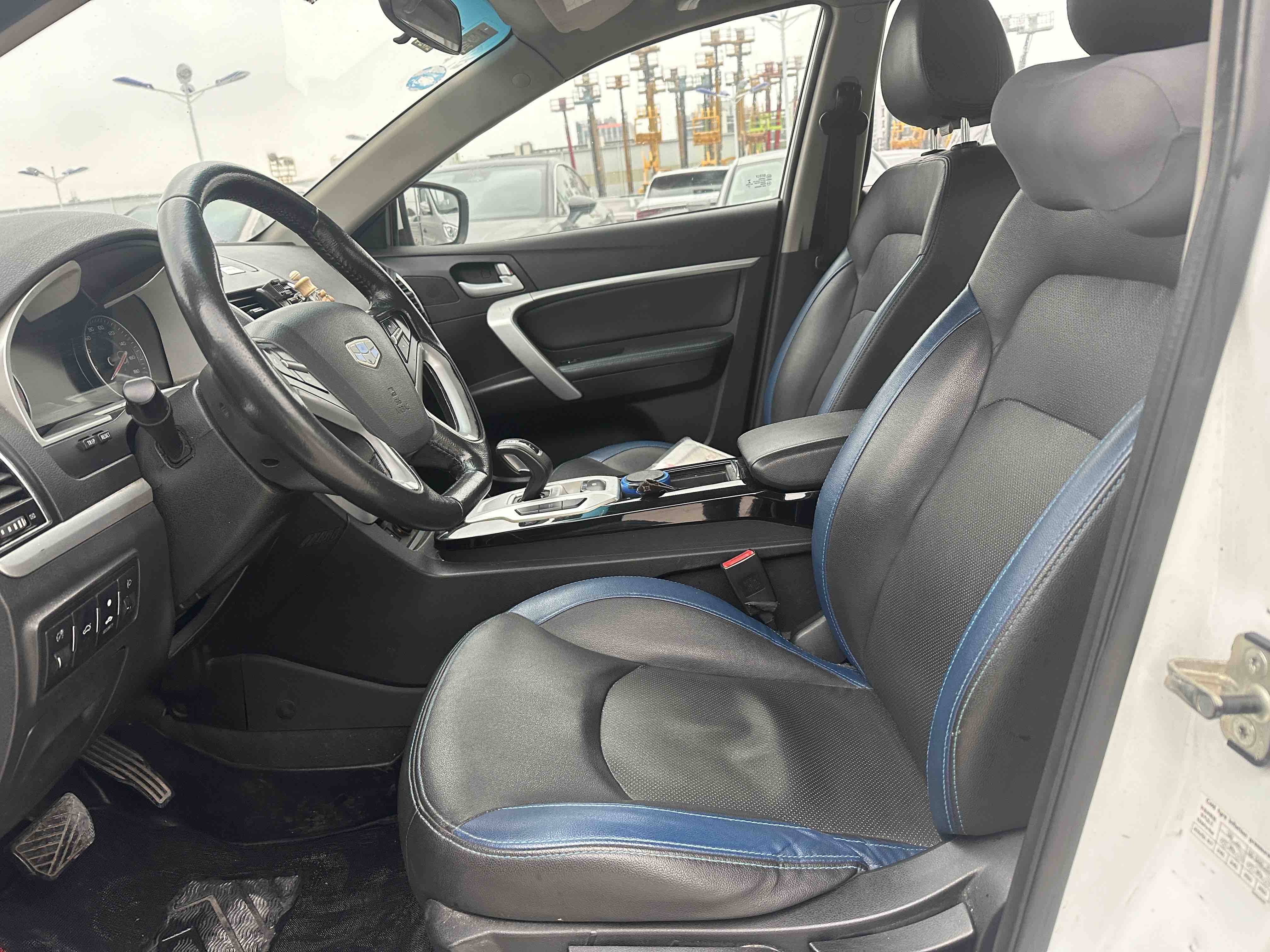 GEELY Emgrand New Energy 2018 car image #4