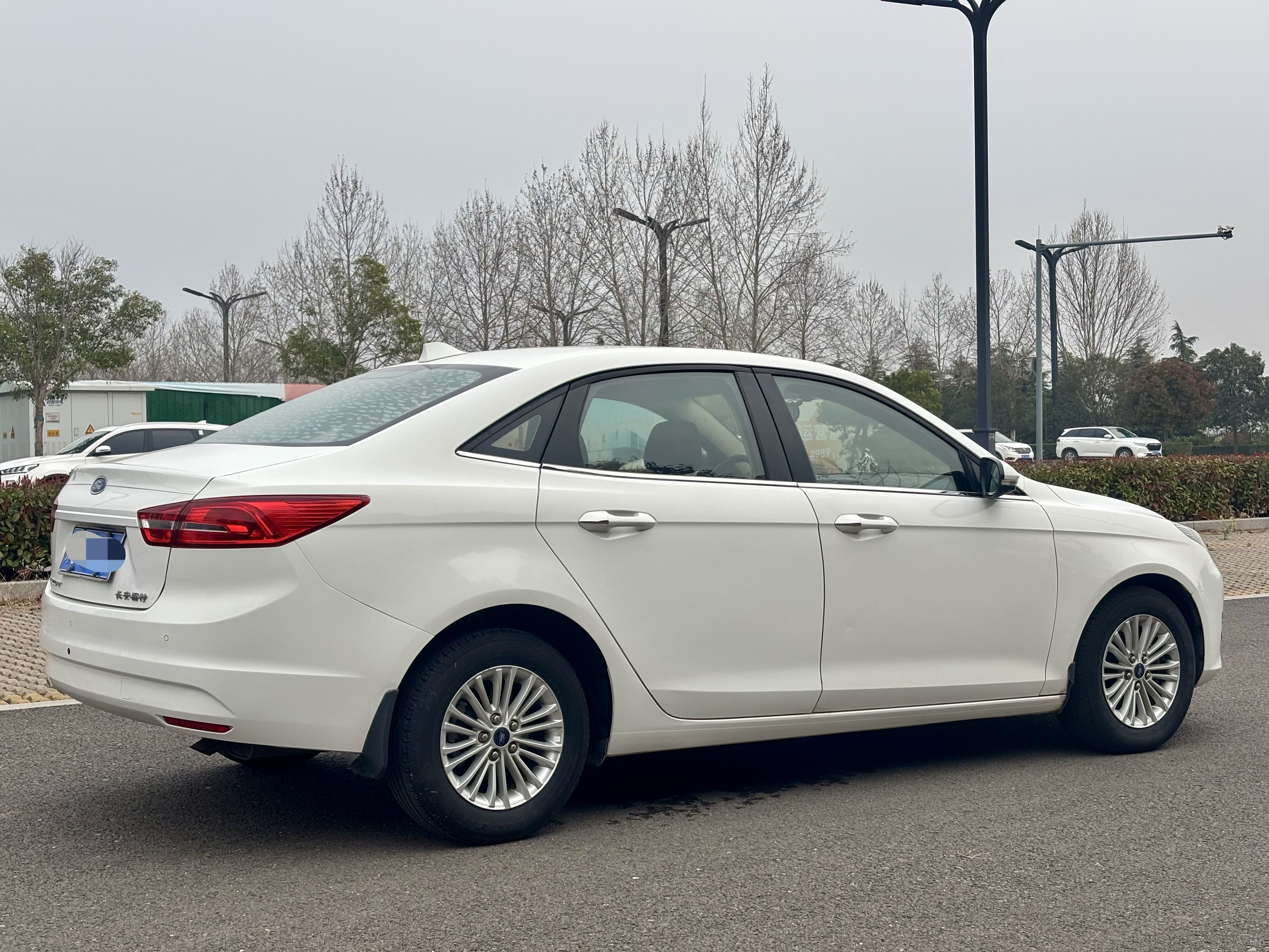 Ford Escort 2016 immagine di auto #4