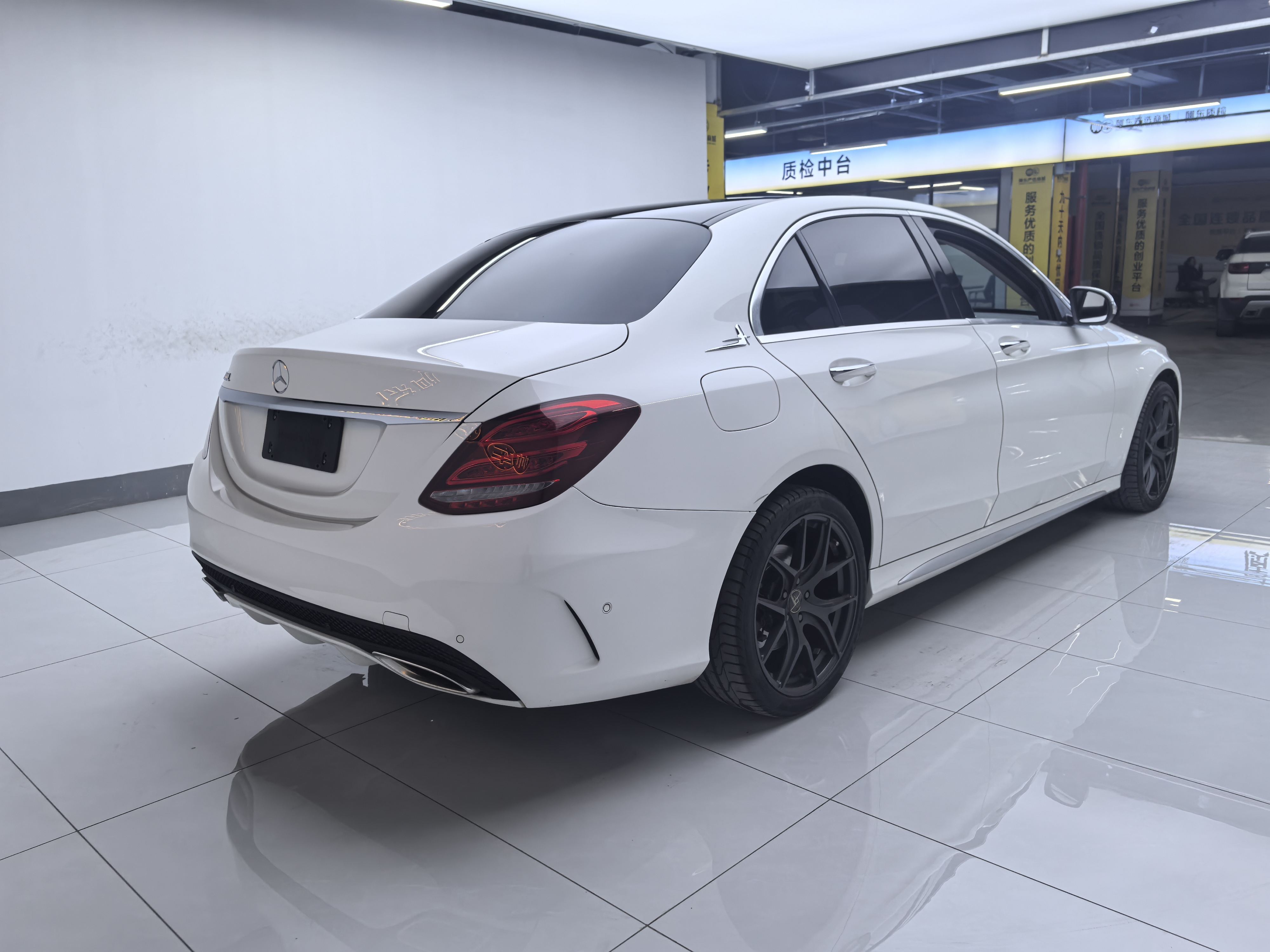 C Class 2017 изображение автомобиля #4