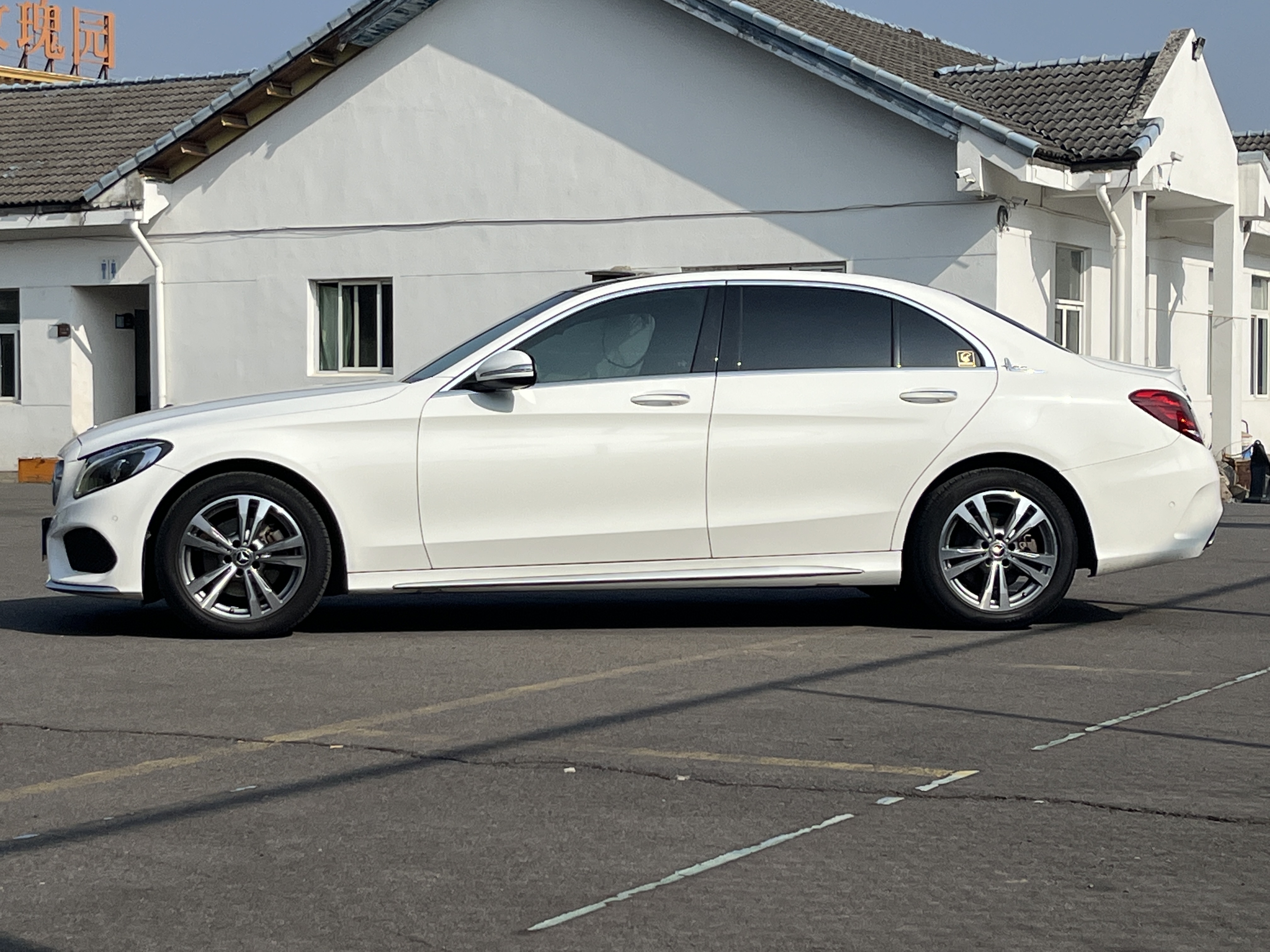 Mercedes-Benz C Class 2017 immagine di auto #4