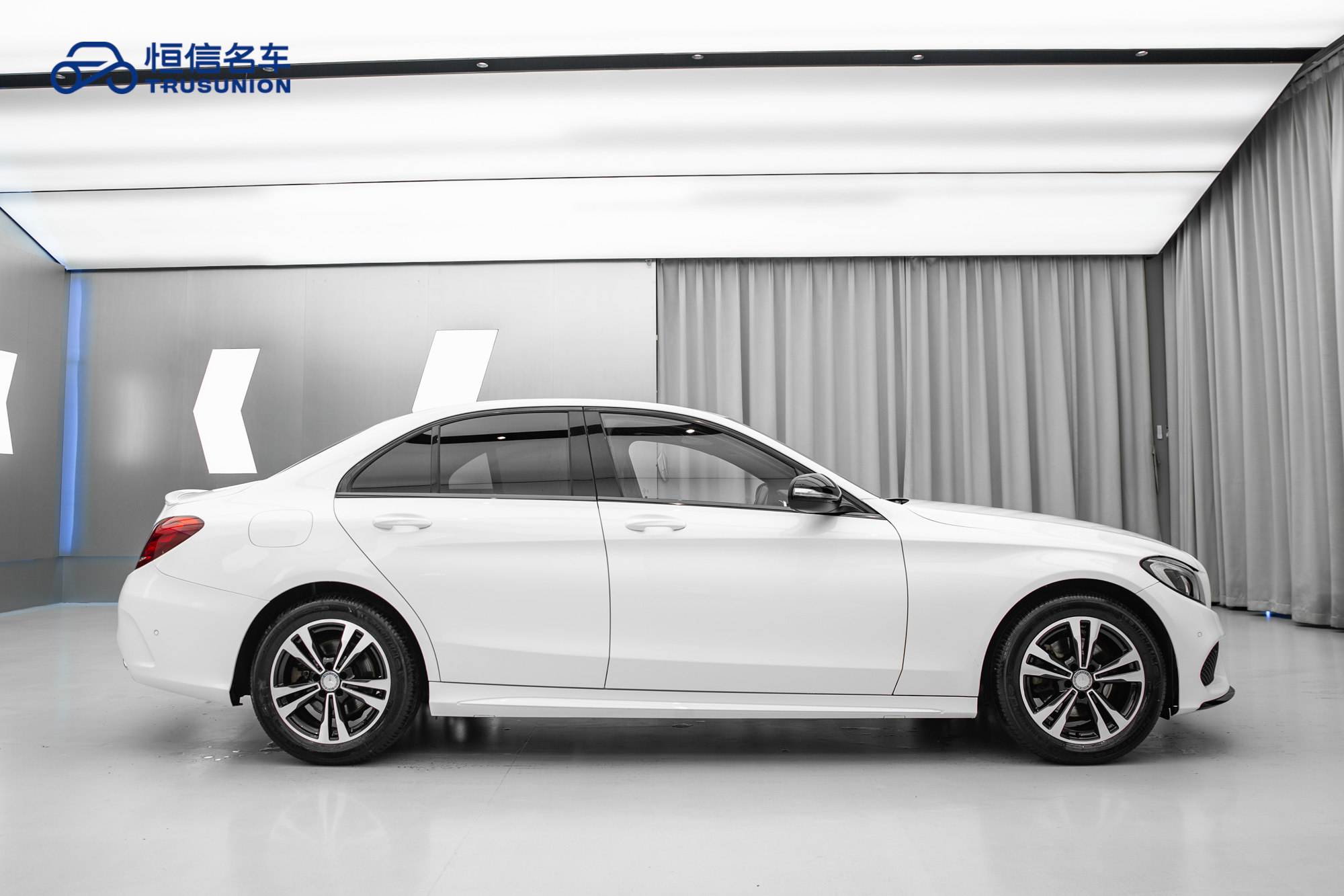 Mercedes-Benz C Class 2017 #4 Mercedes-Benz C Class 2017 car image #4