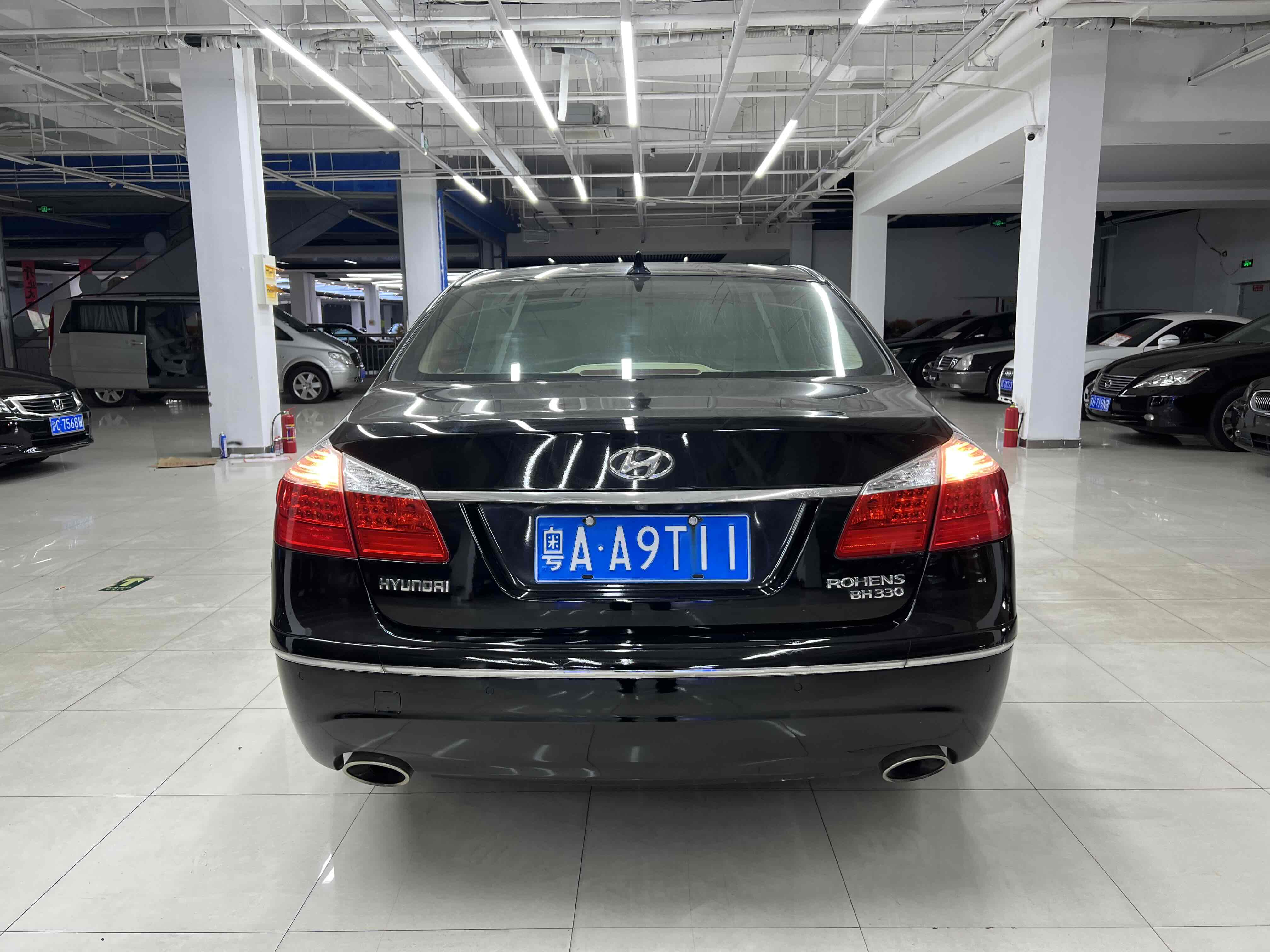 Hyundai Rohens 2011 #4 Hyundai Rohens 2011 car image #4