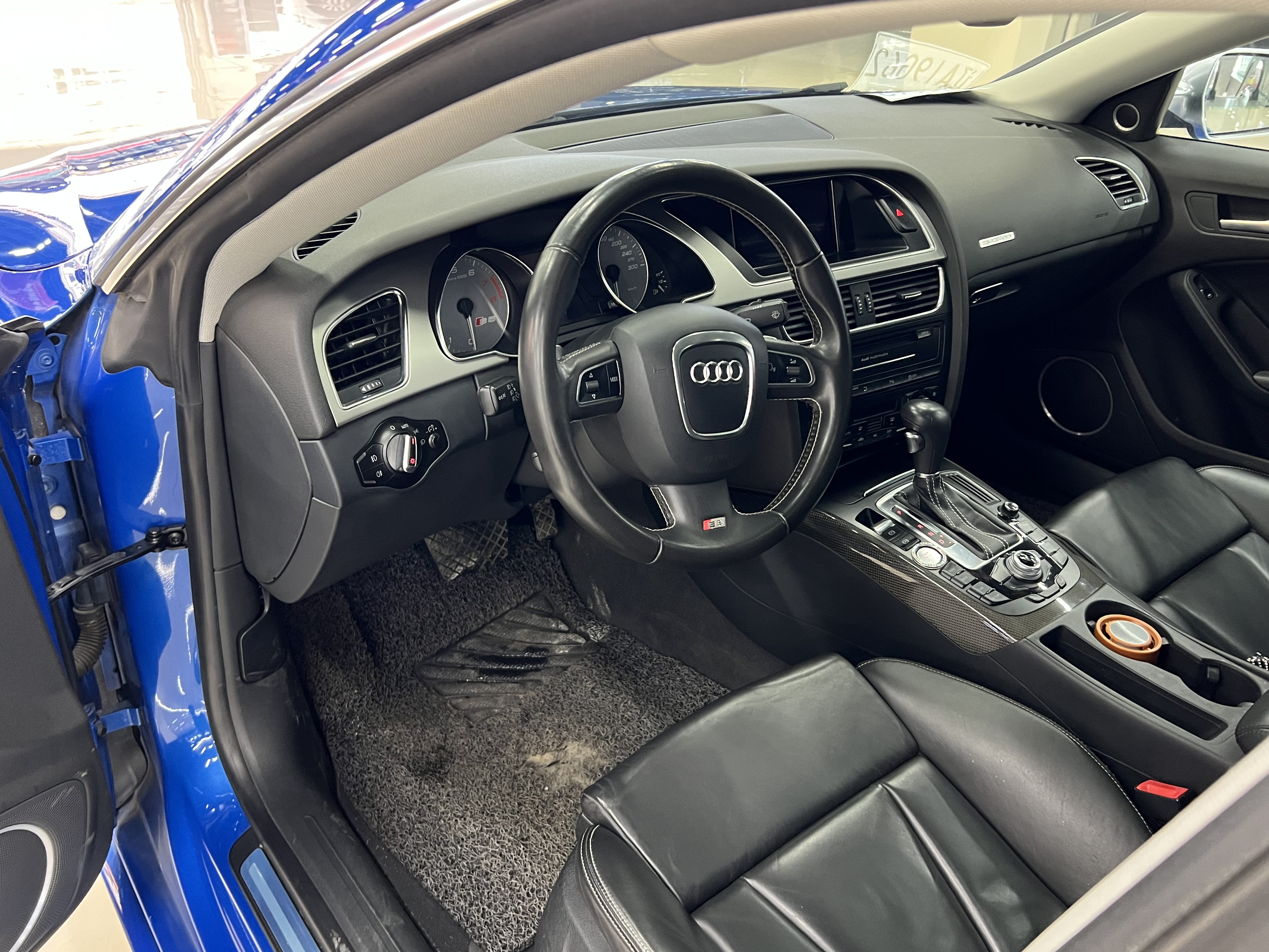 Audi S5 2011 #4 Audi S5 2011 car image #4