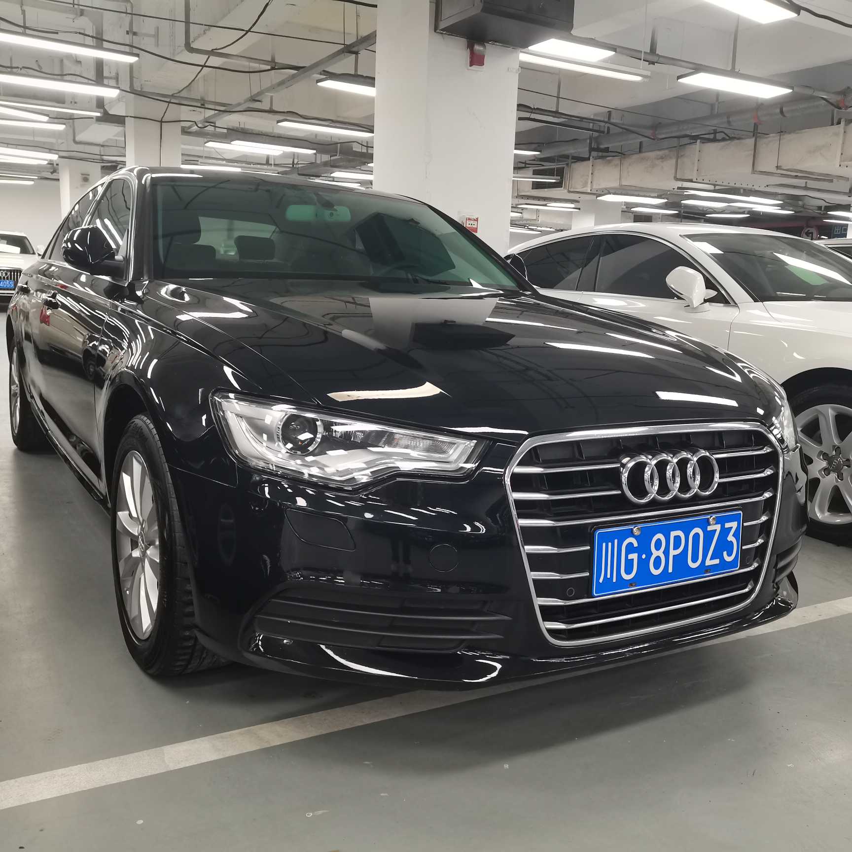 Audi A6L e-tron 2014 immagine di auto #4