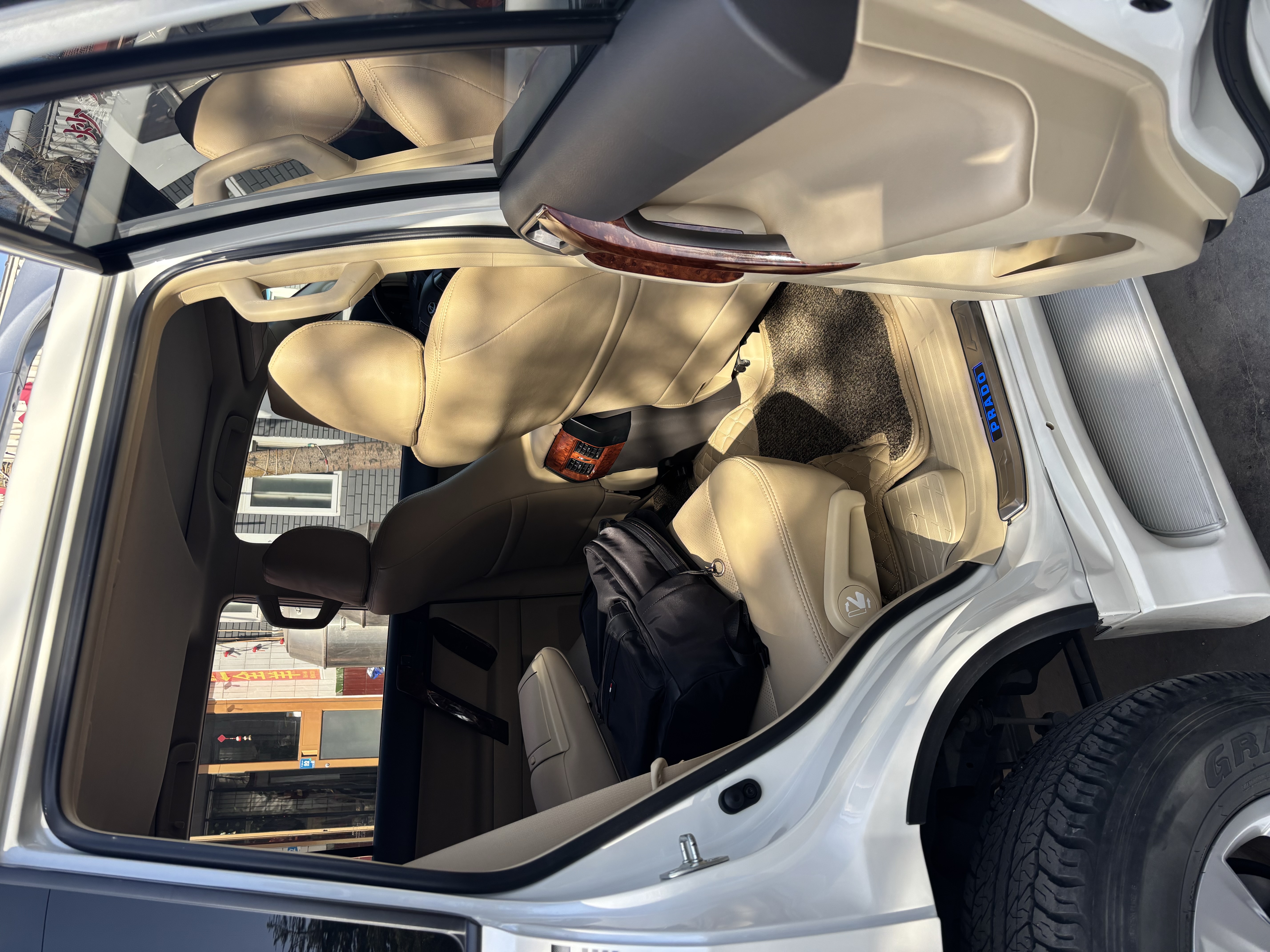 Toyota Land Cruiser Prado 2017 immagine di auto #4