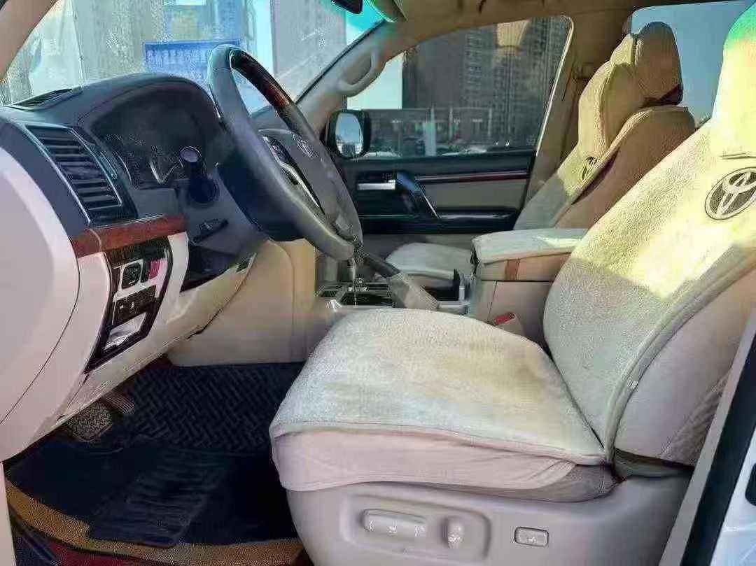 Toyota Land Cruiser 2012 immagine di auto #4