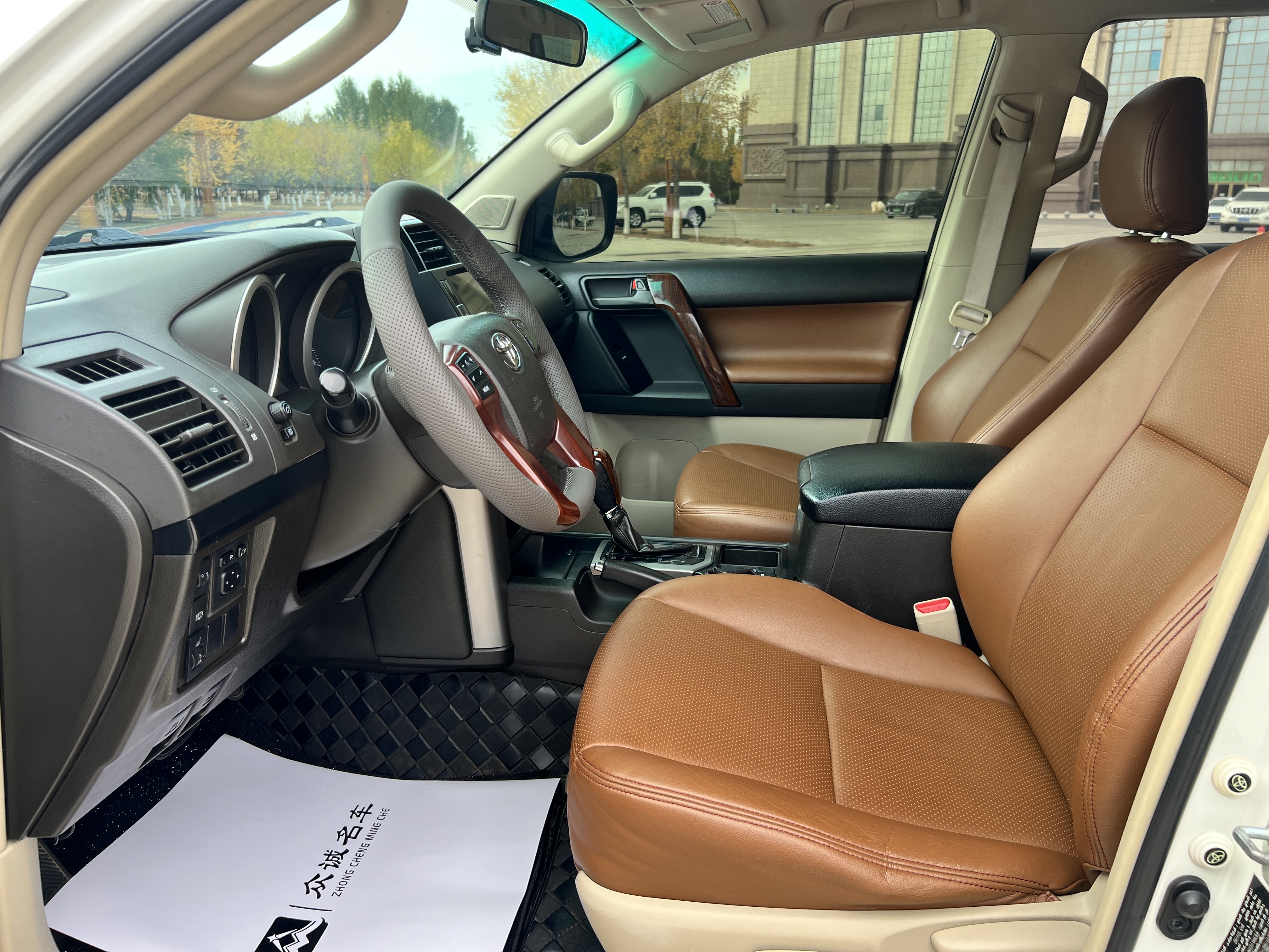 Toyota Prado (Imported) 2011 #4 Toyota Prado (Imported) 2011 car image #4