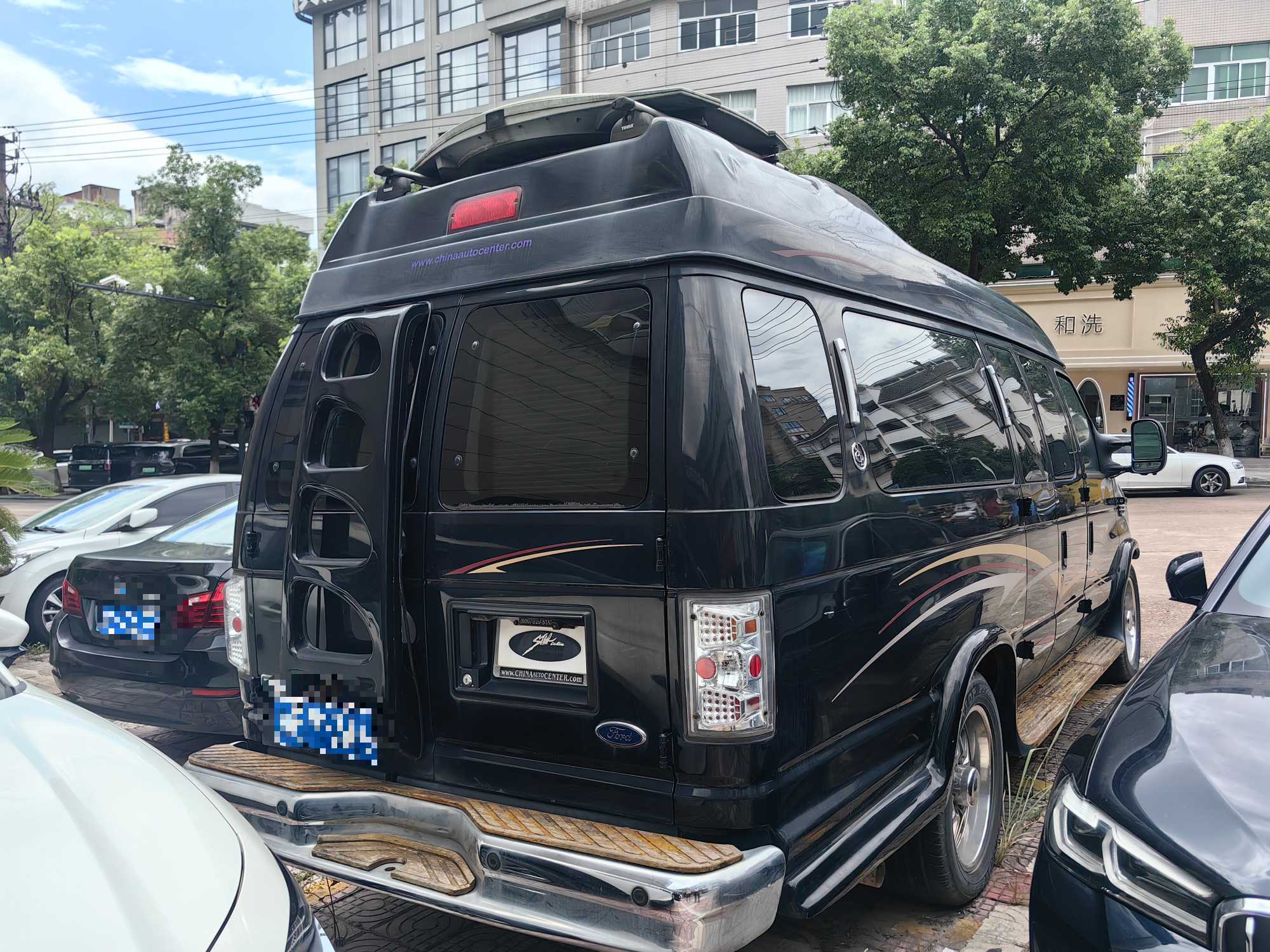 Ford E350 2009 #4 Ford E350 2009 car image #4