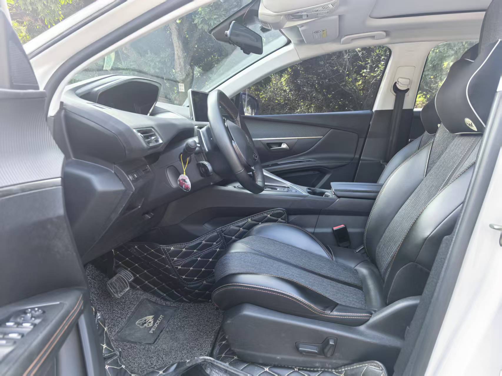 Peugeot 5008 2018 car image #4