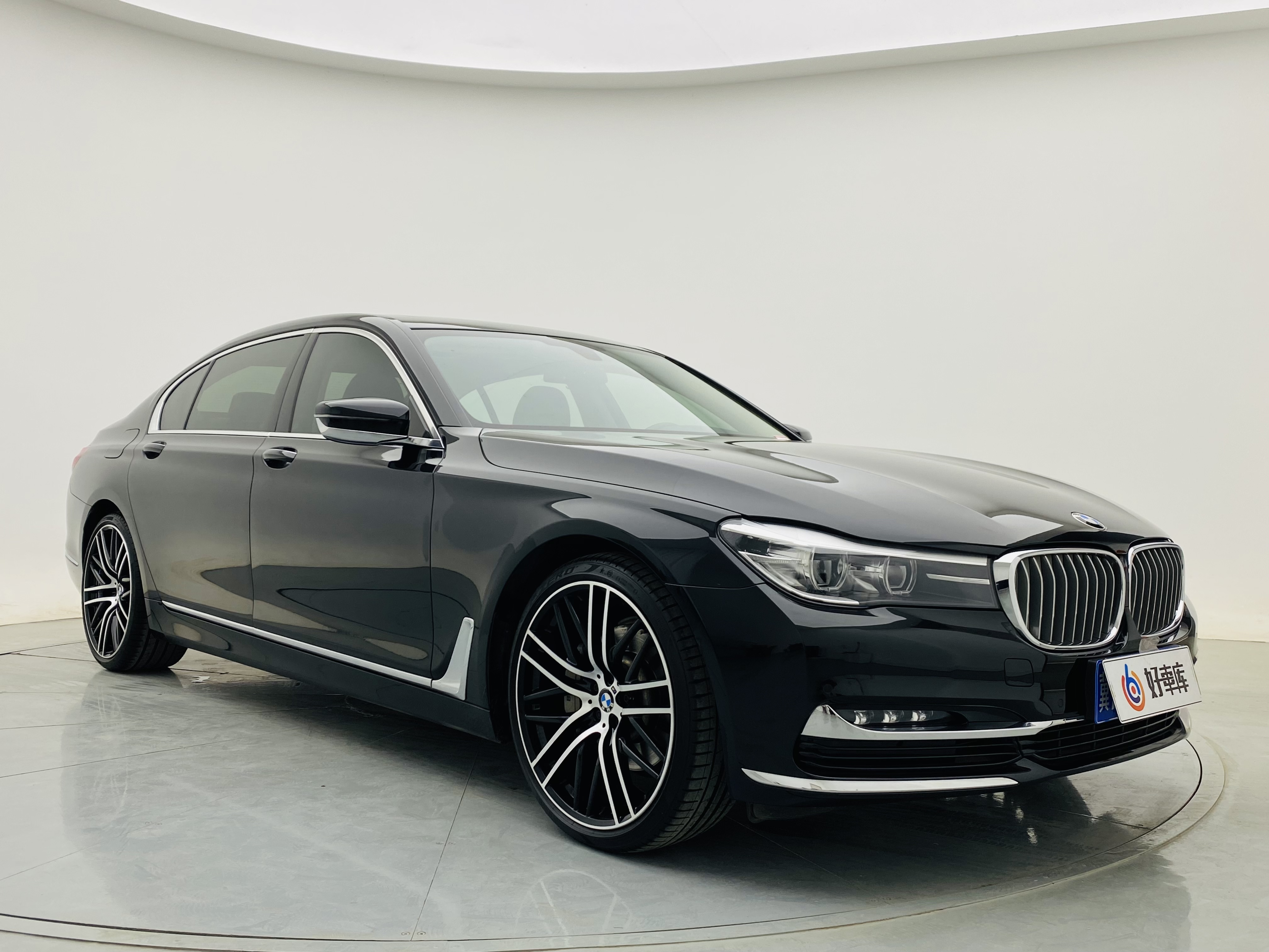 BMW 7 Series 2018 #4 BMW 7 Series 2018 car image #4