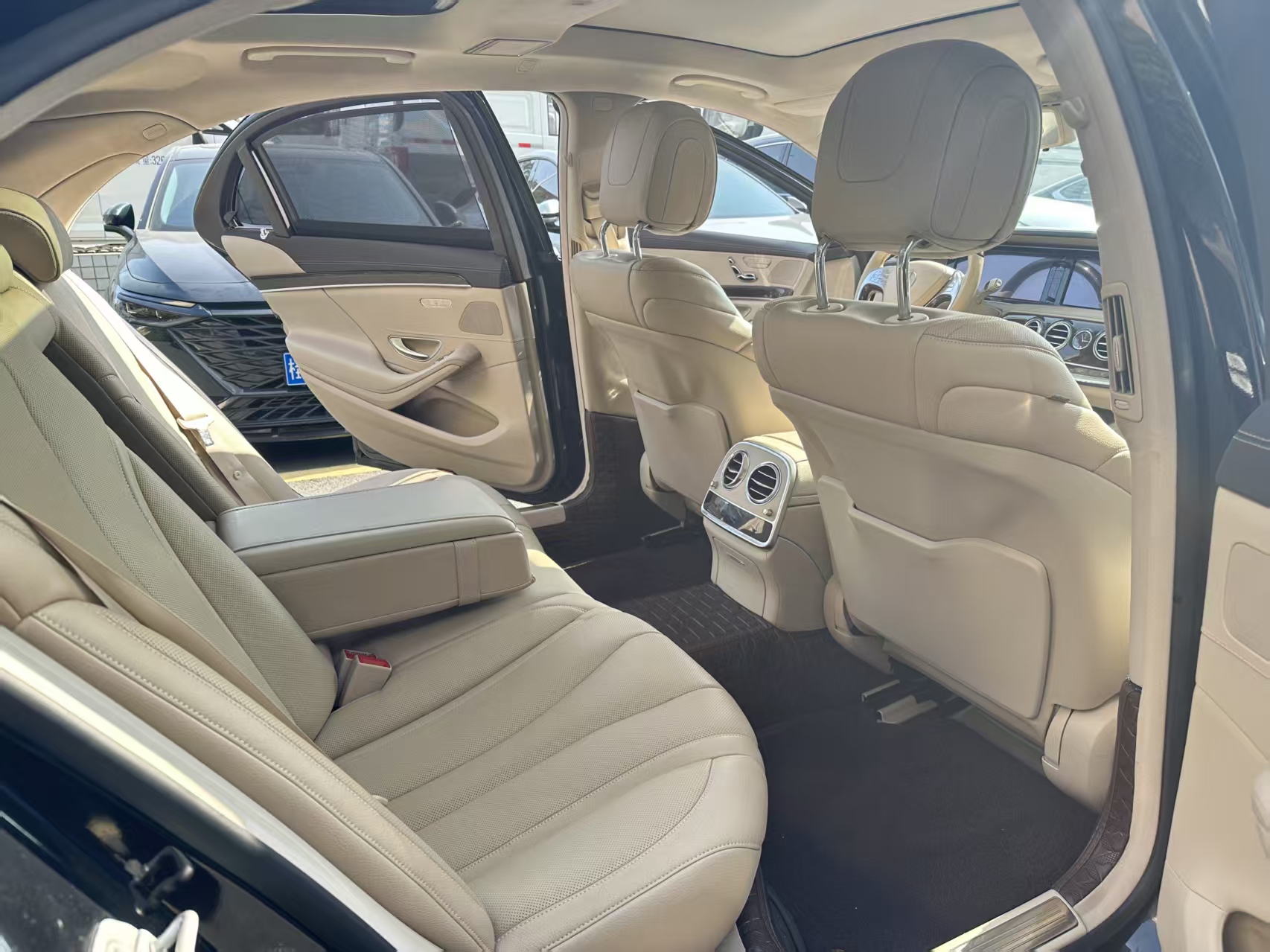 Mercedes-Benz 2015 car image #4
