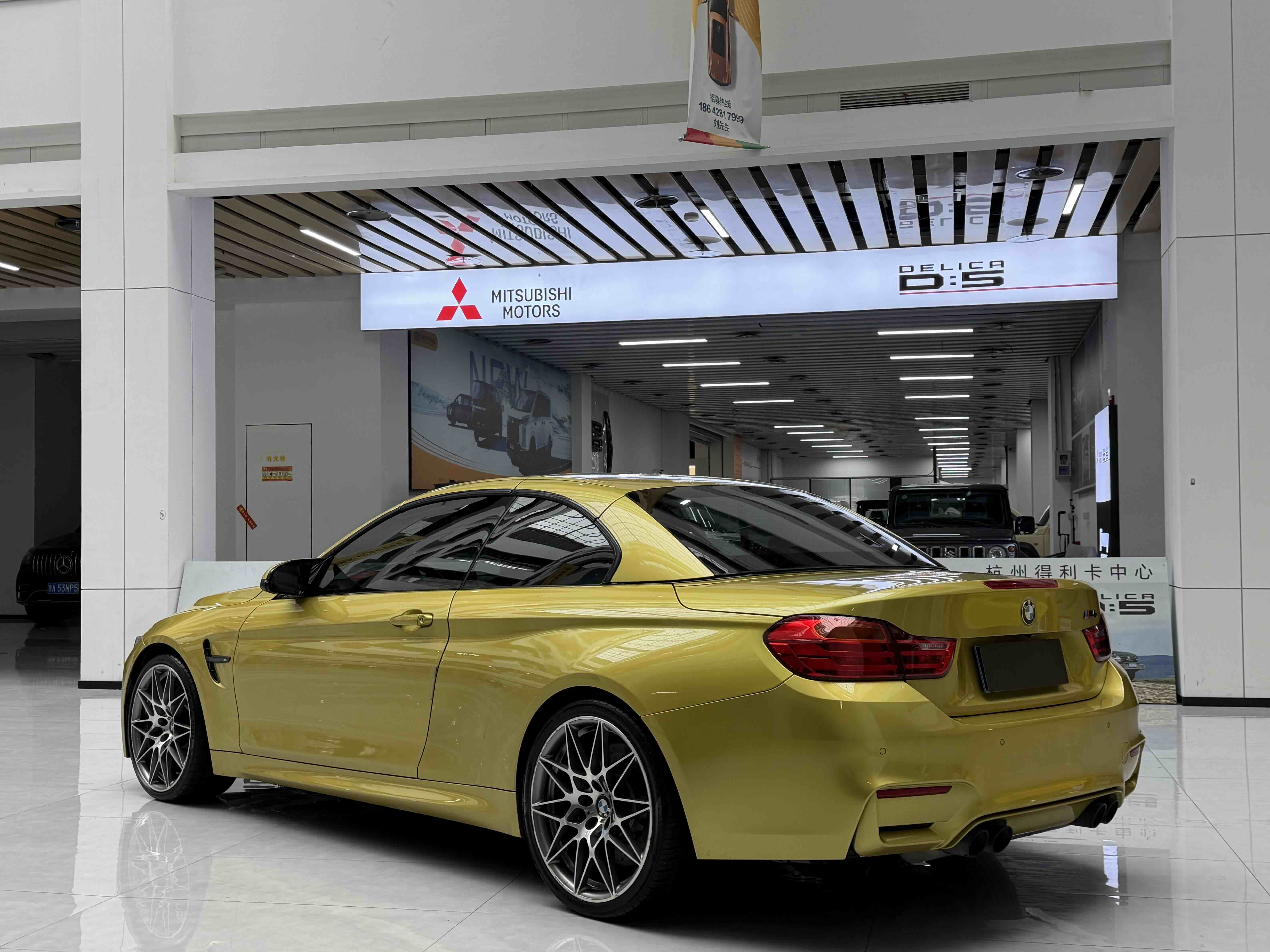 BMW M4 2019 صورة سيارة #4