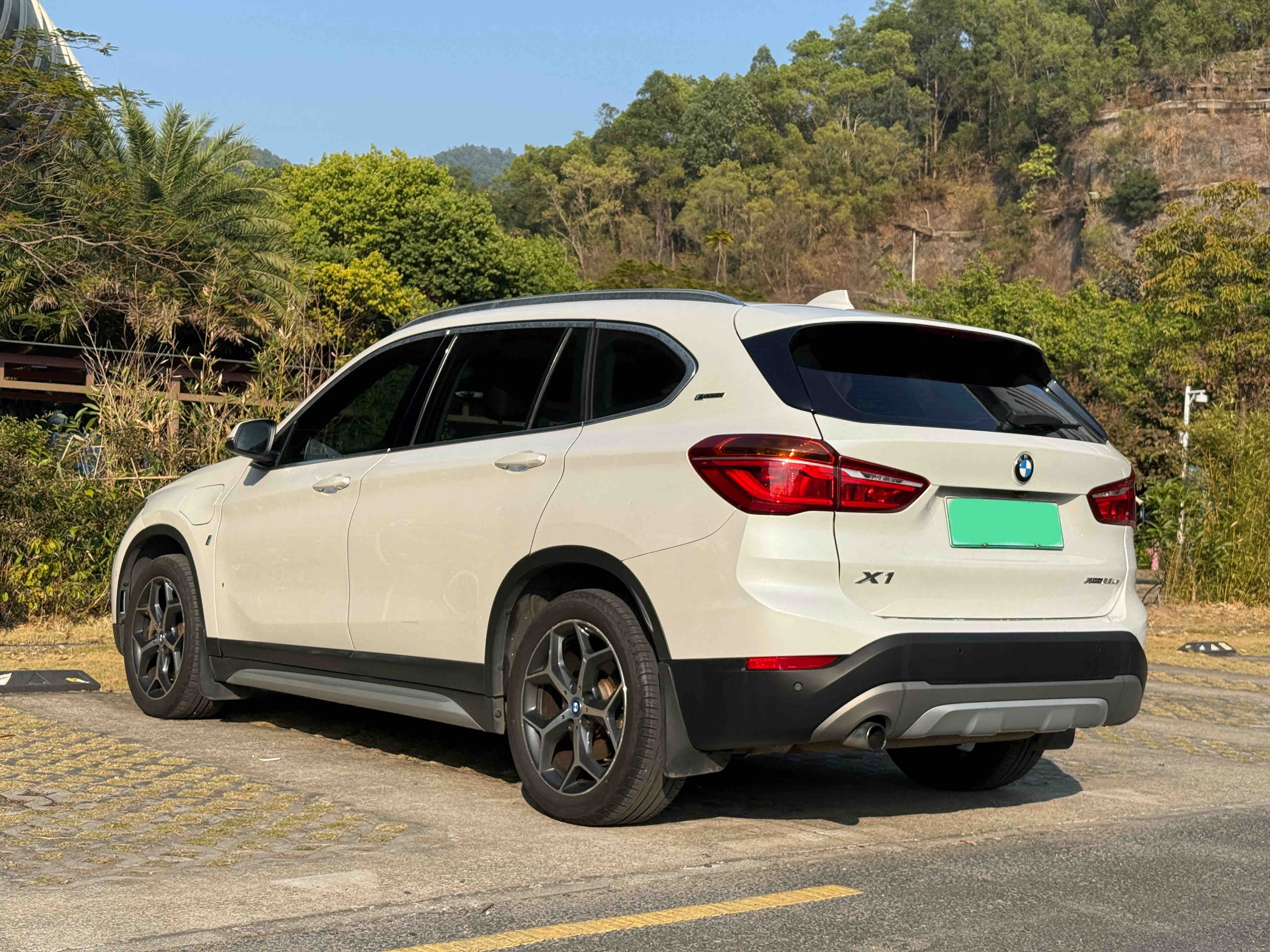 BMW X1 New Energy 2018 car image #4