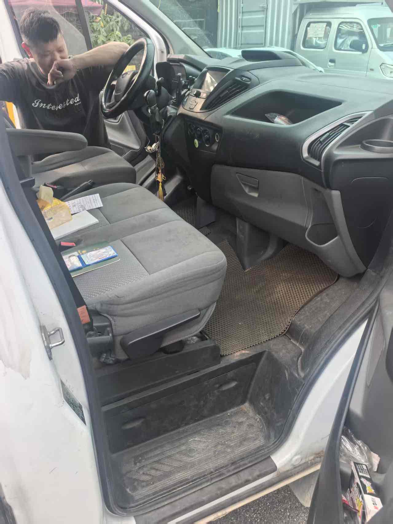 Ford E-Transit 2017 #4 Ford E-Transit 2017 car image #4