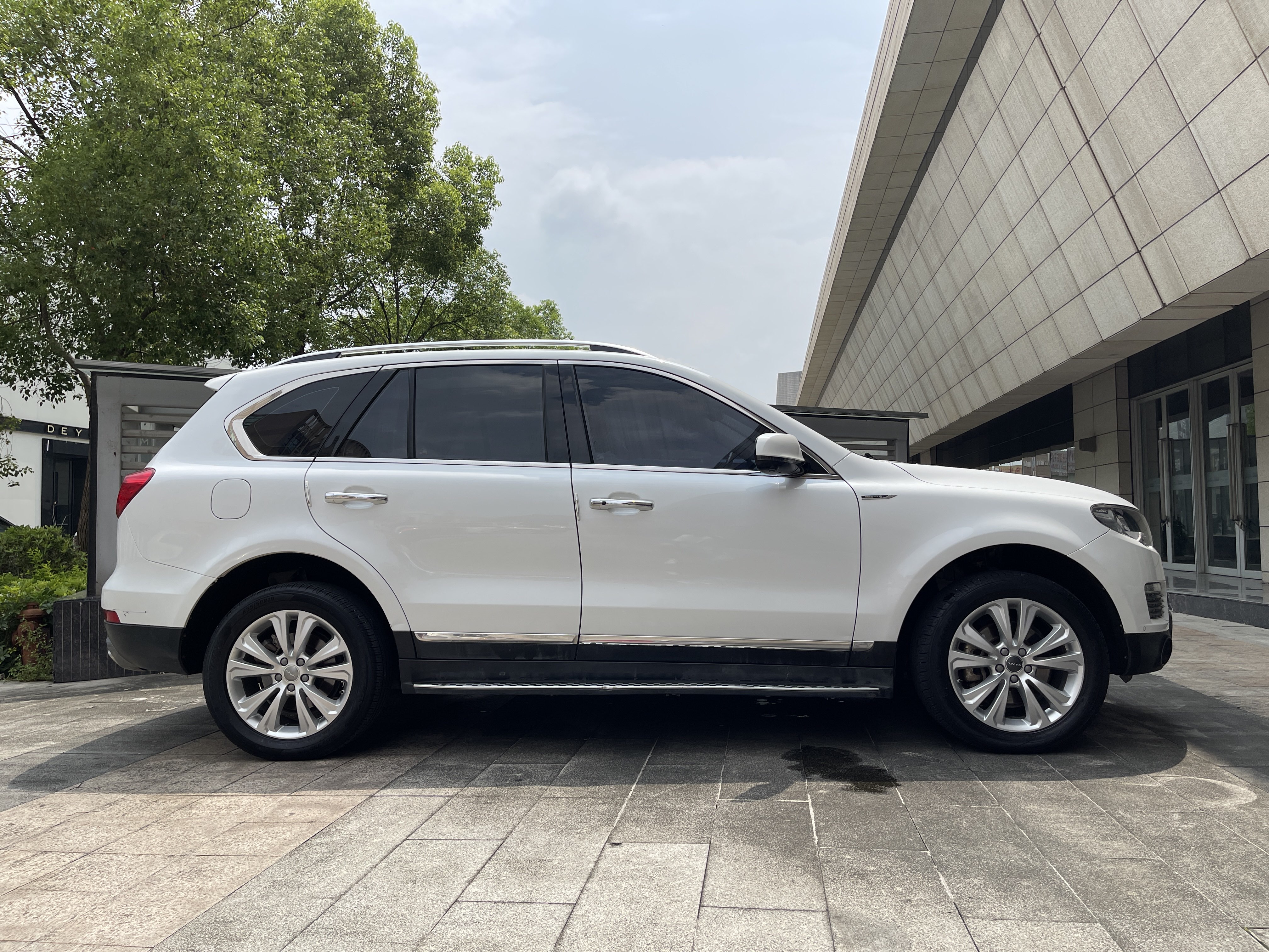 Haval H8 2017 #4 Haval H8 2017 изображение автомобиля #4