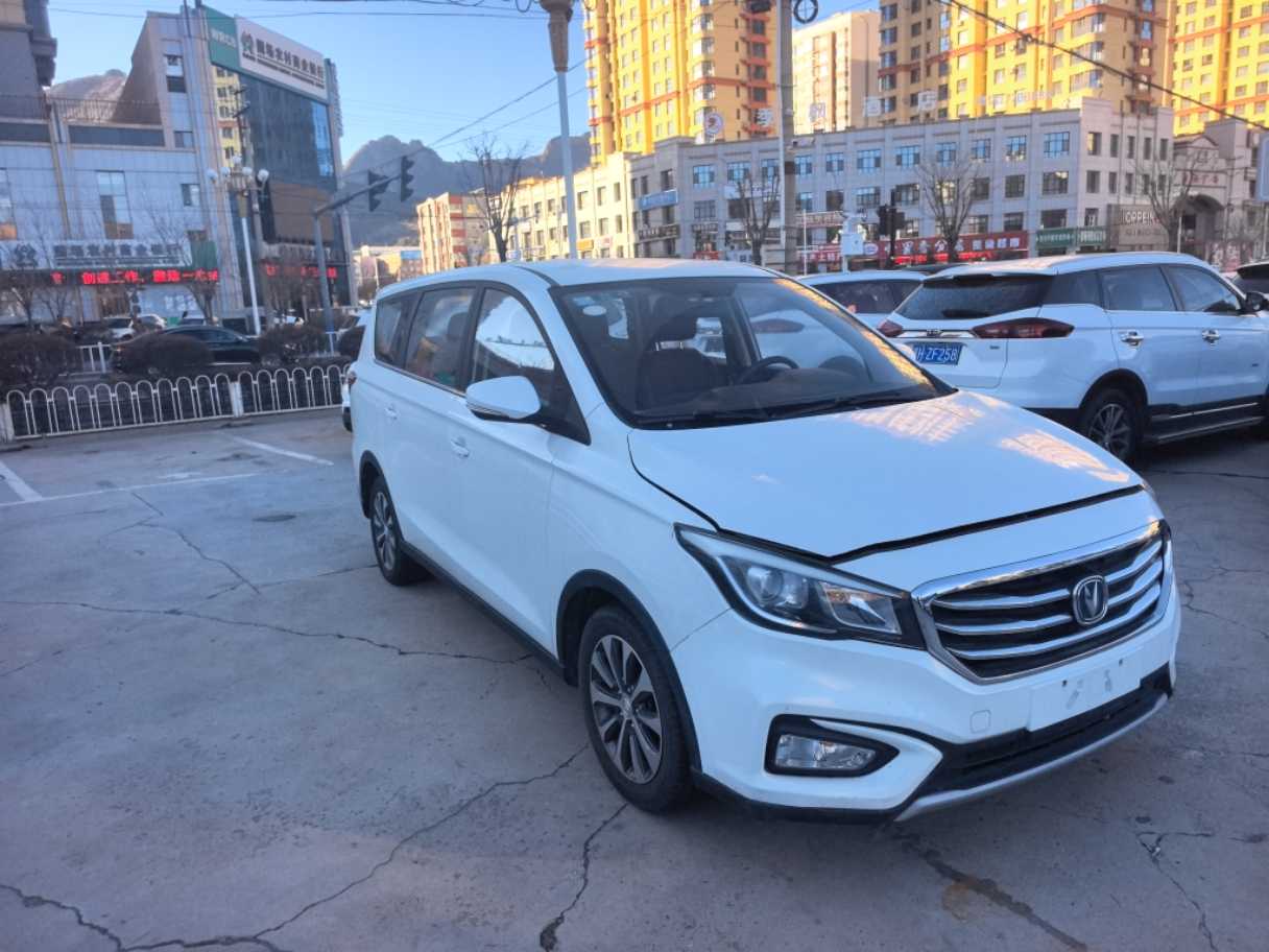 Changan Linmax 2017 car image #4