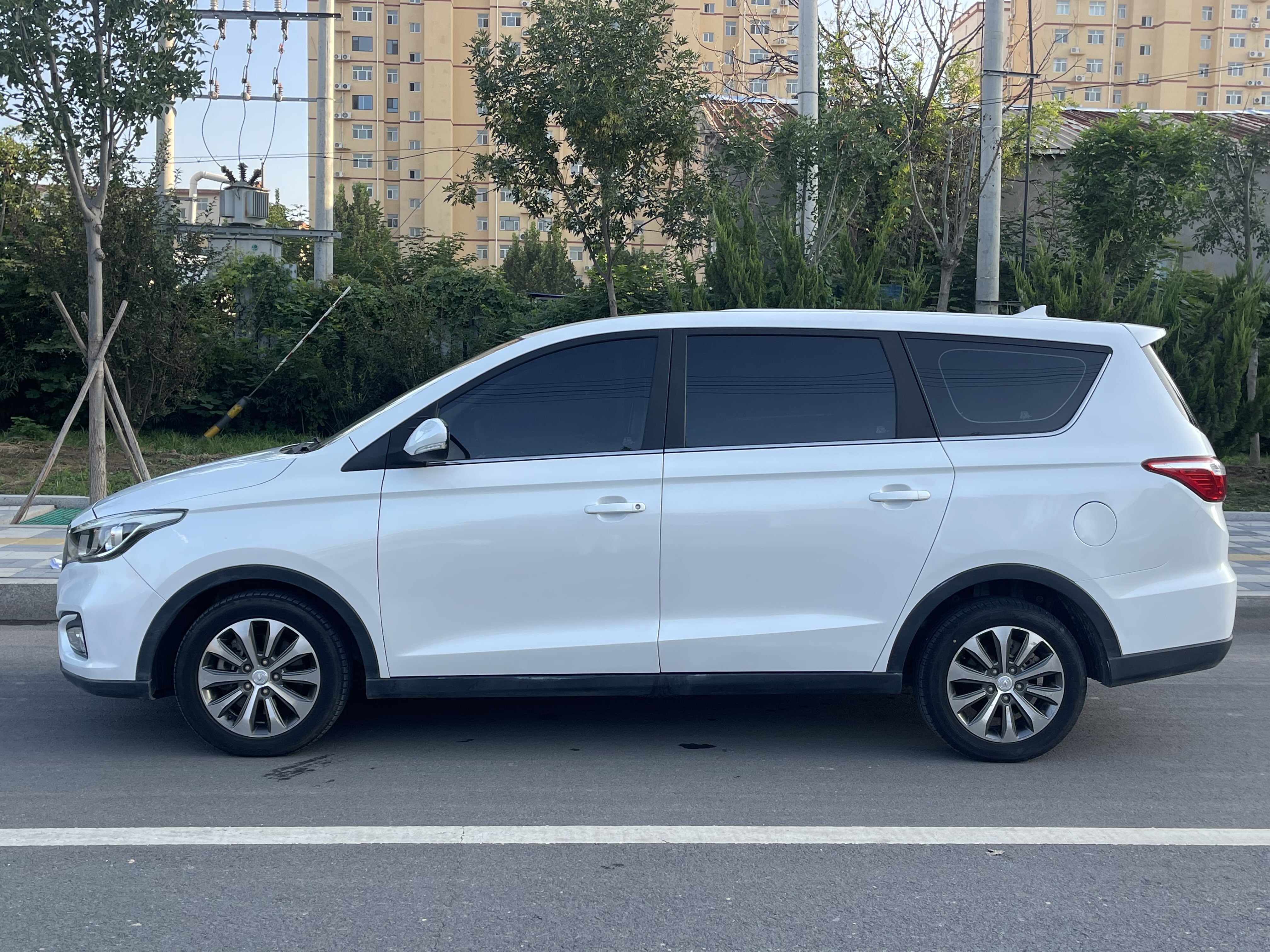 Changan Linmax 2017 immagine di auto #4