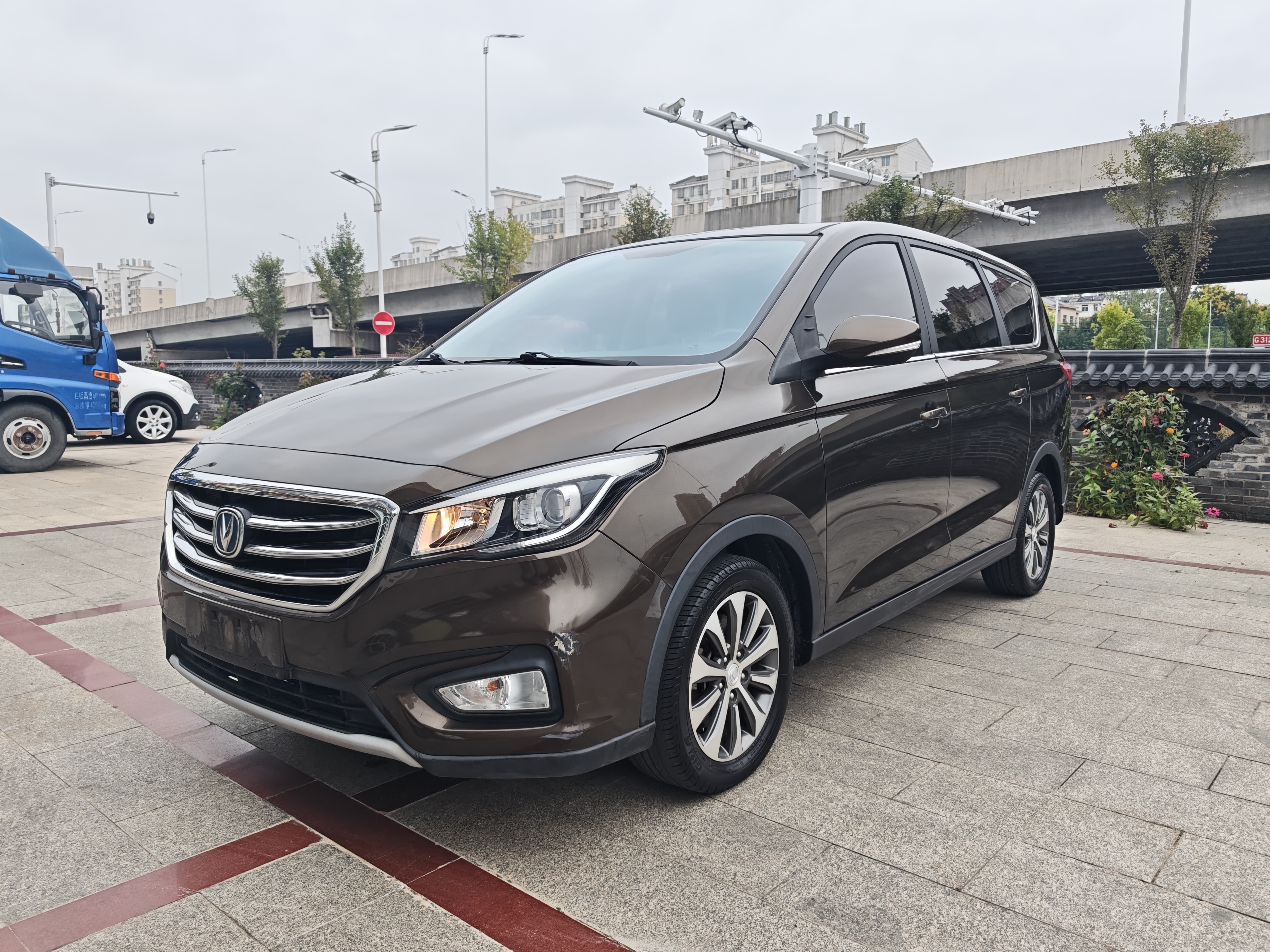 Changan Linmax 2017 #4 Changan Linmax 2017 car image #4