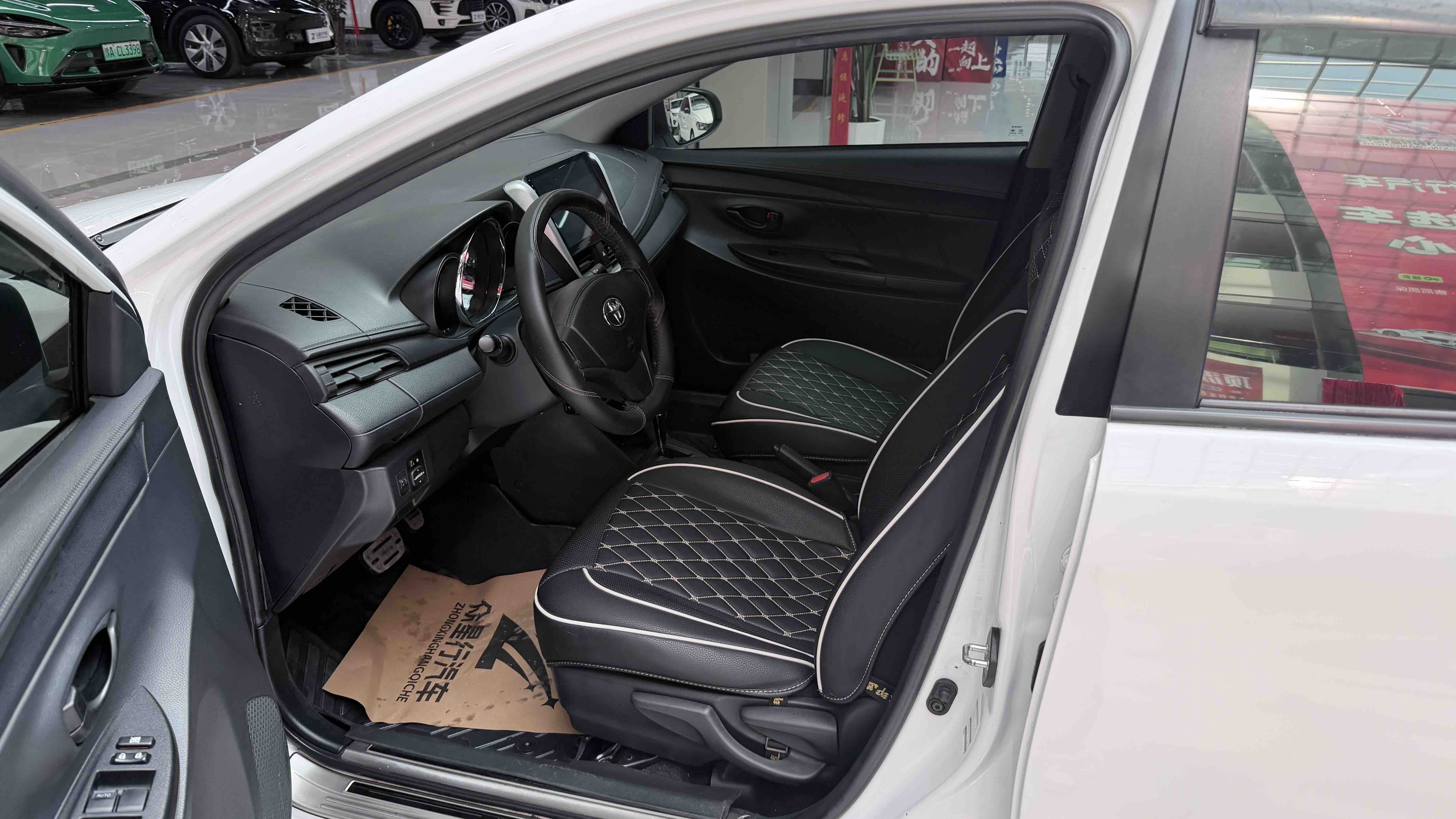 Yaris L Zhixuan 2017 #4 Yaris L Zhixuan 2017 car image #4